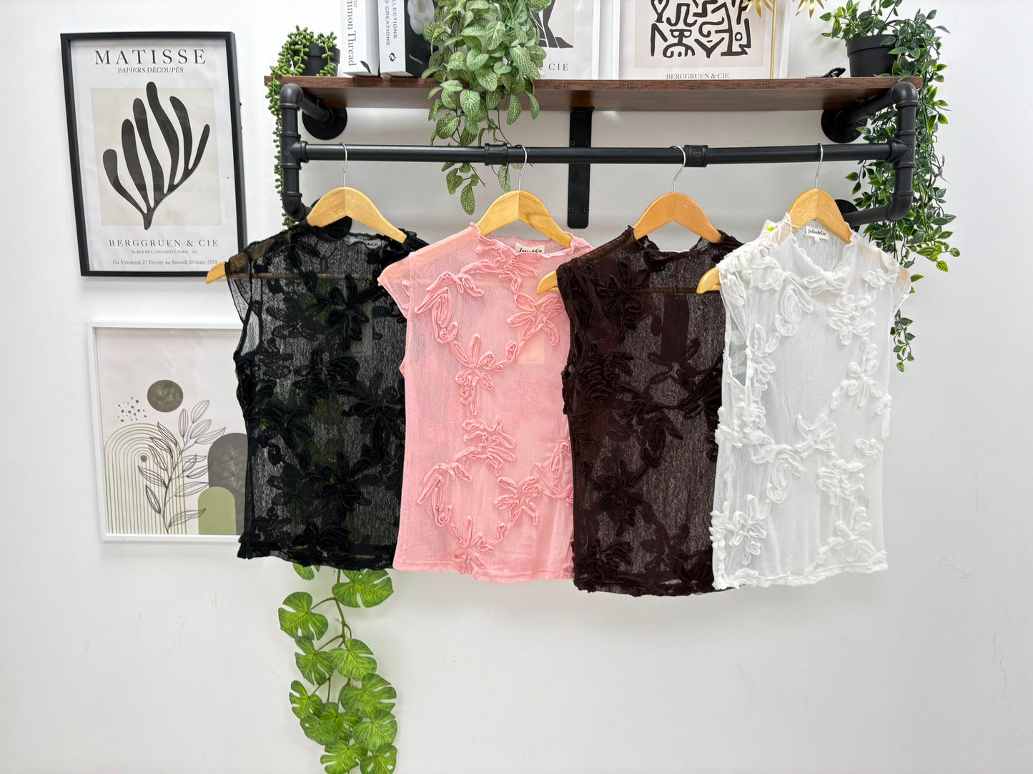 IMOGEN-APPLIQUE MESH TOP