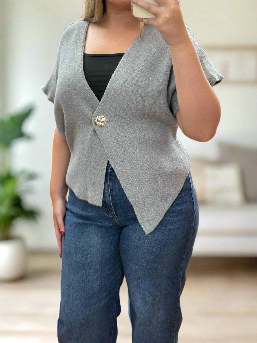 NIA-ASSTMETRIC 1 BUTTON SHRUG KNIT