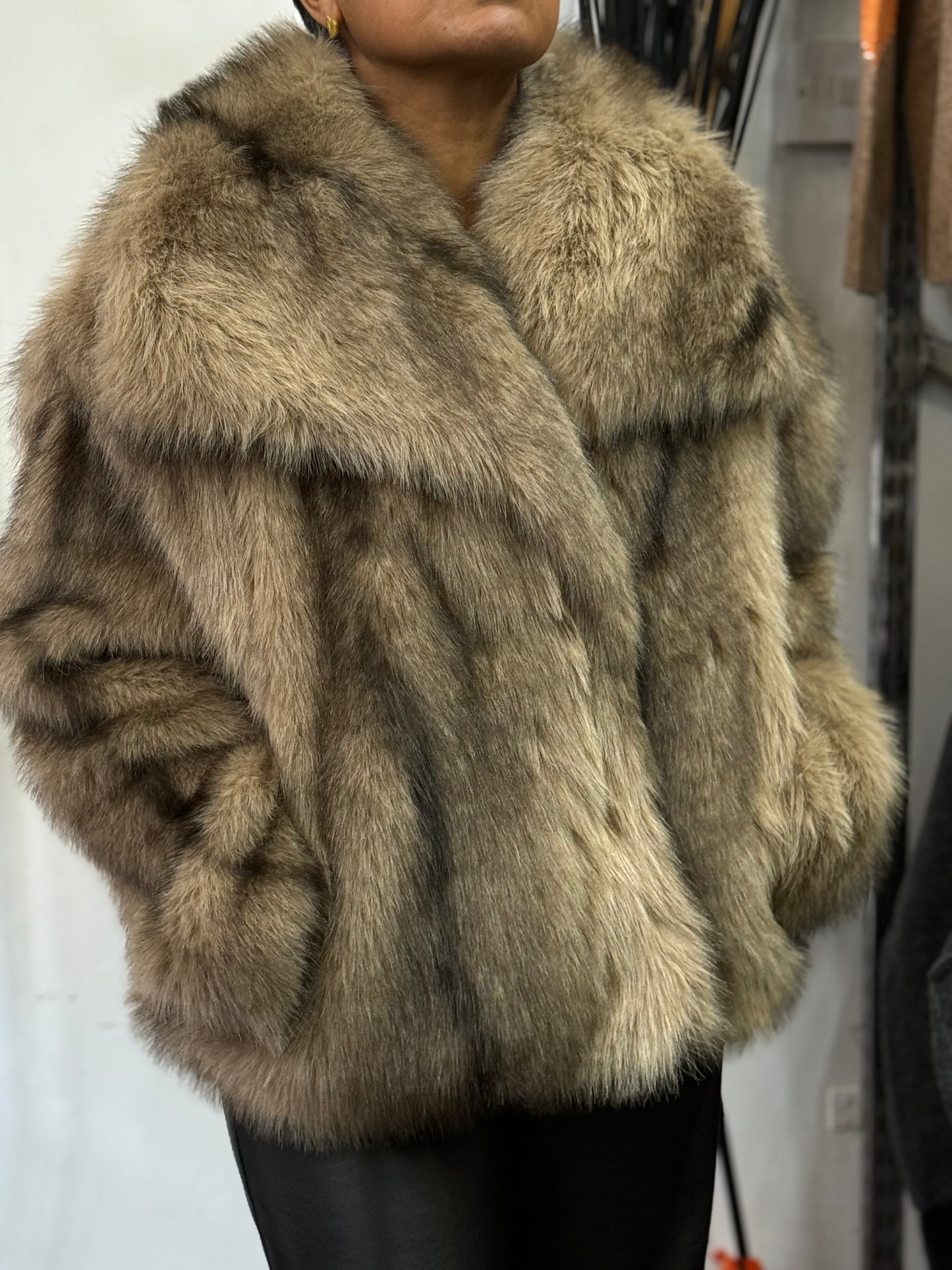 LEANA LUXE HUSKEY FAUX FUR JACKET