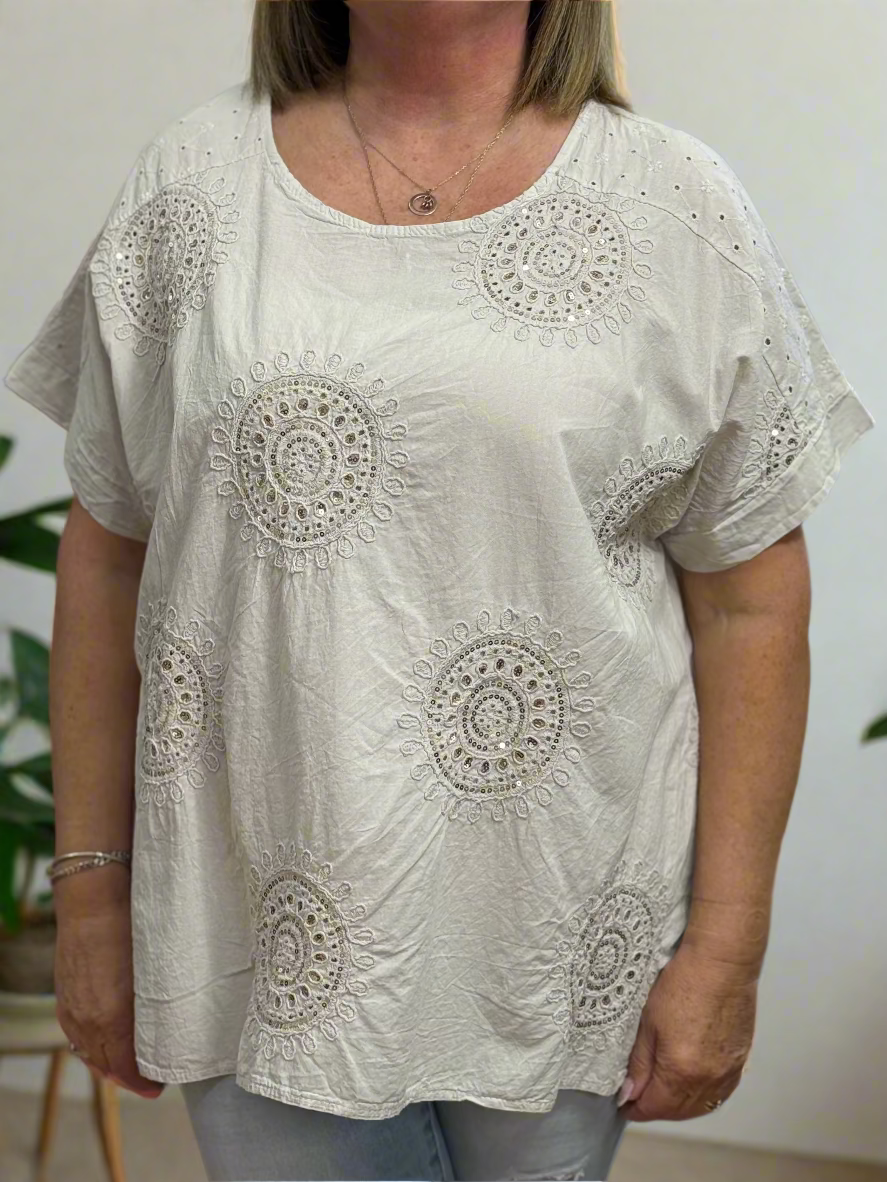 LUCIE-SEQUIN EMB ANGLAZE TOP