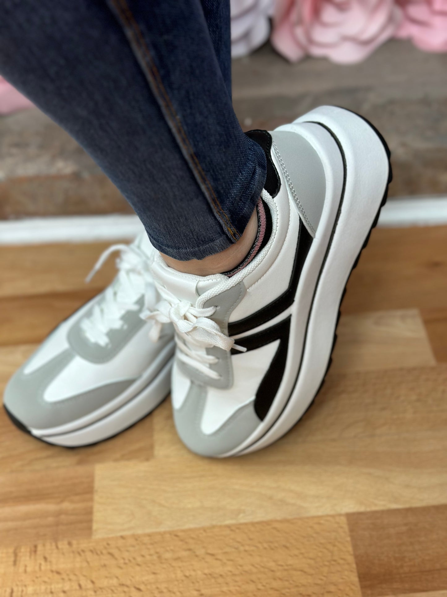 Lisbon wedge trainers black/white- #STOCKROOM FLASHSALE
