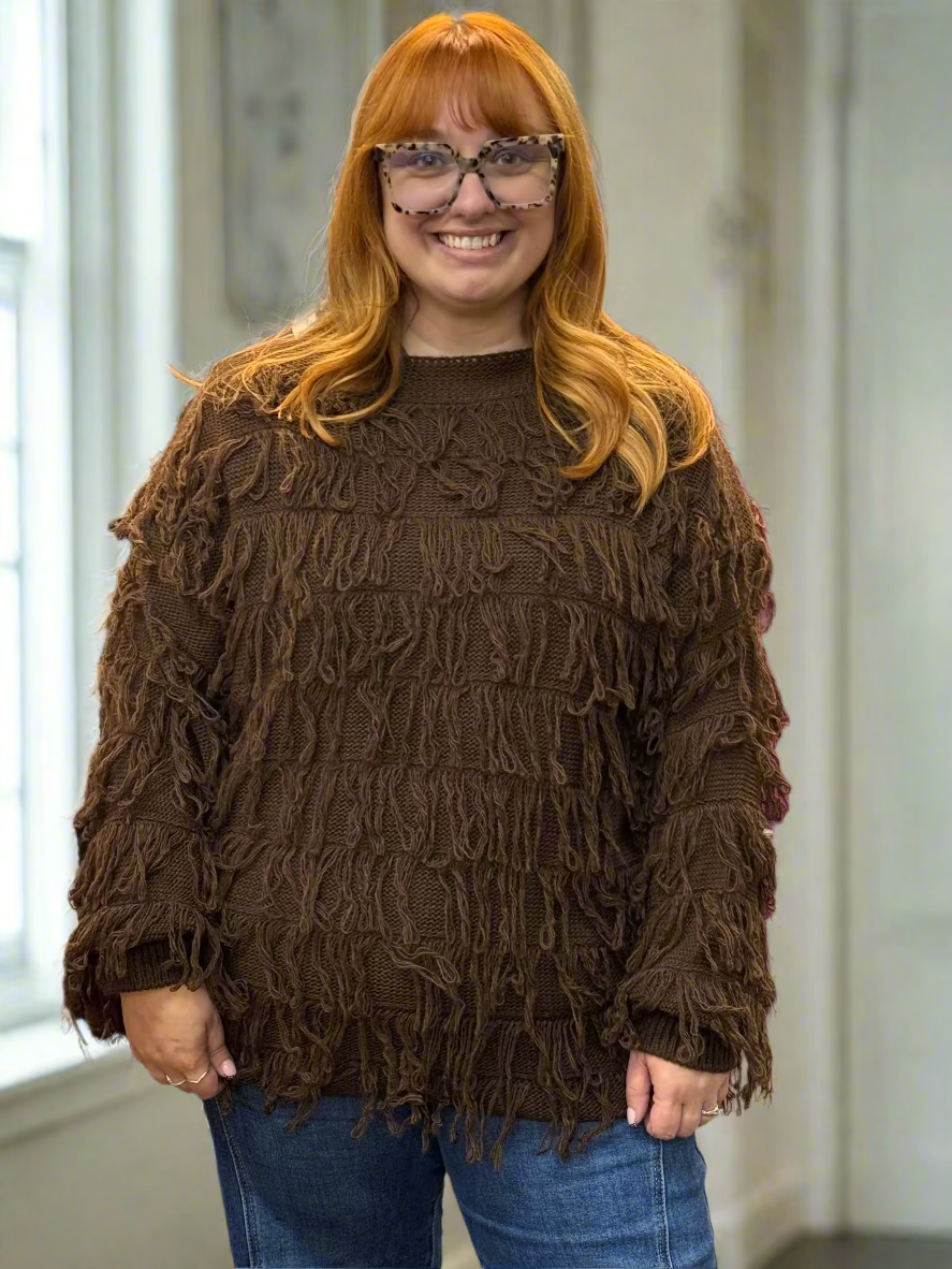 IZZIE- SHAGGY FRINGE JUMPER CURVE