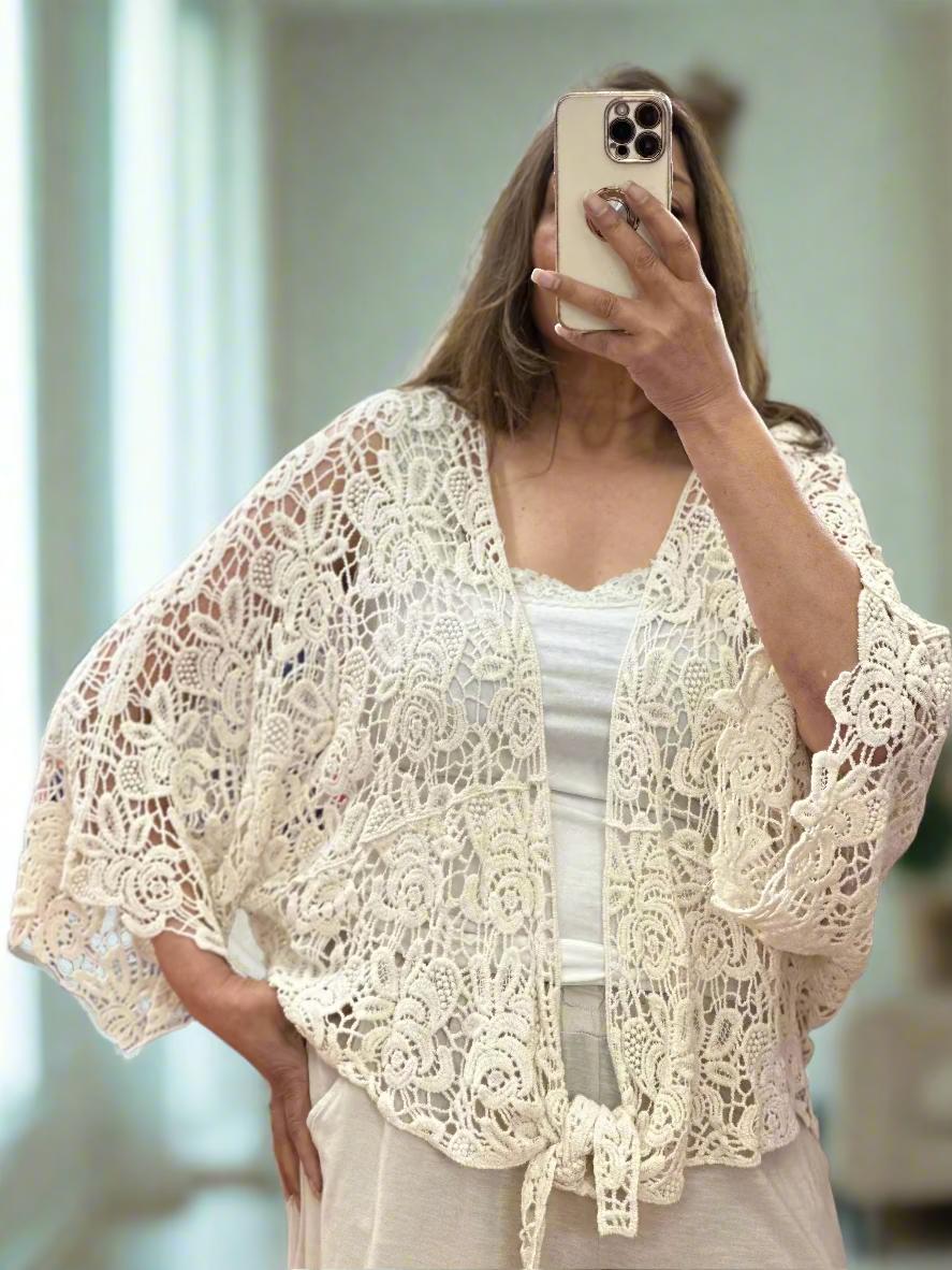 ROMA- CORA CROCHET SHRUG -CURVE