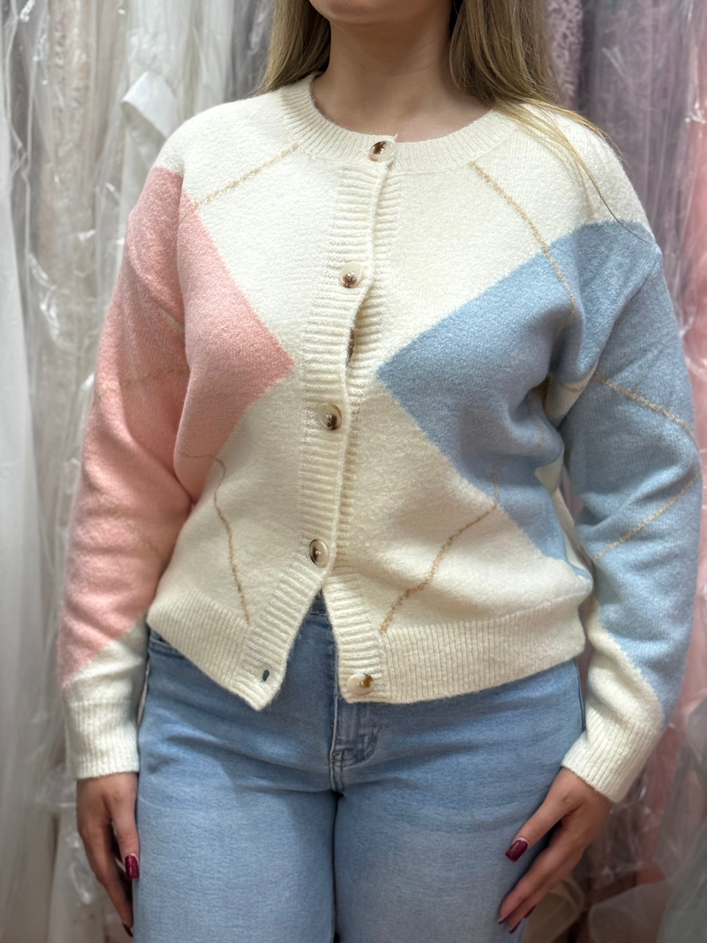 ELLA-ARGYLE R/NECK CARDI