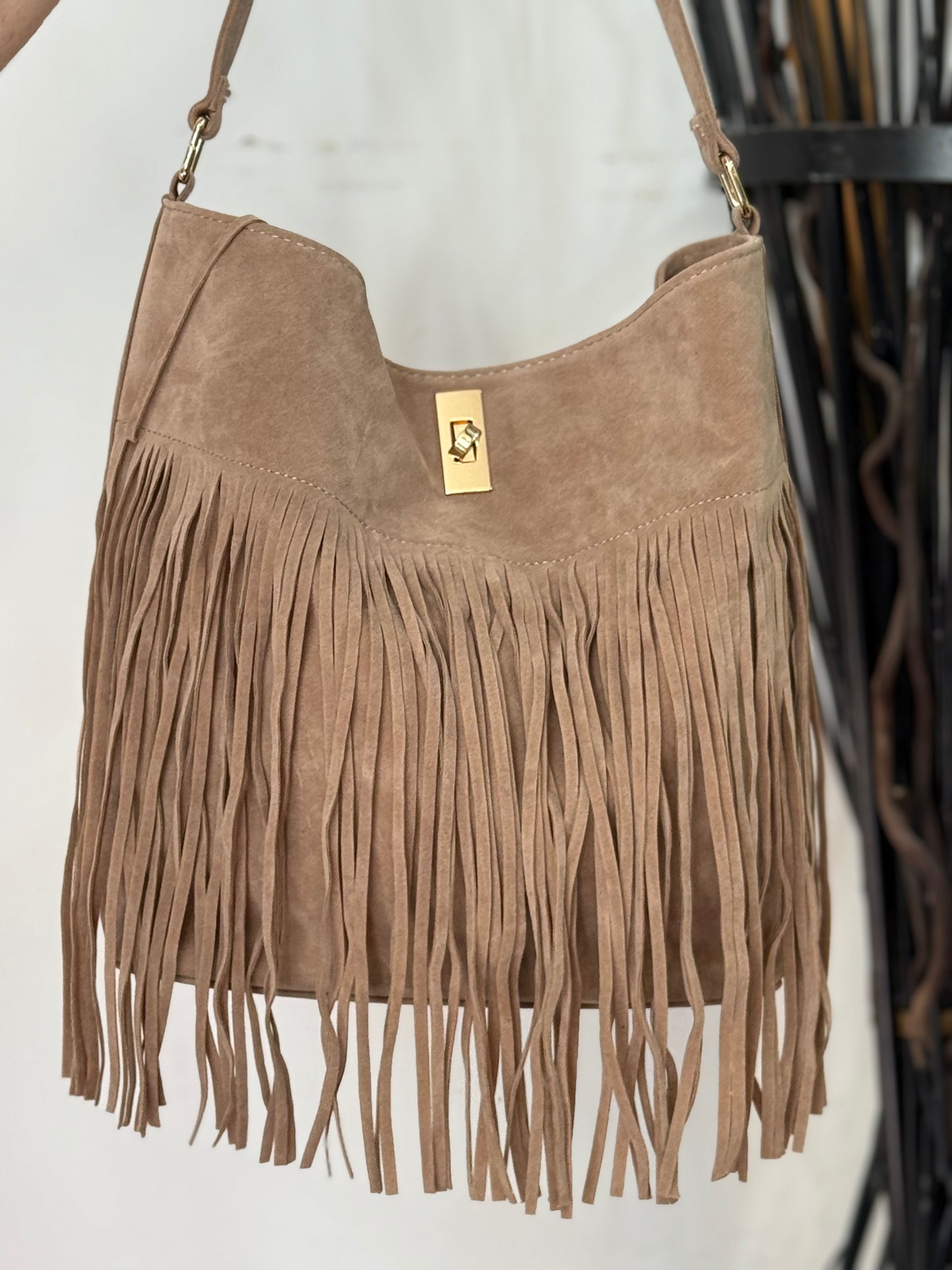 LOLA - SUEDETTE TASSLE BAG