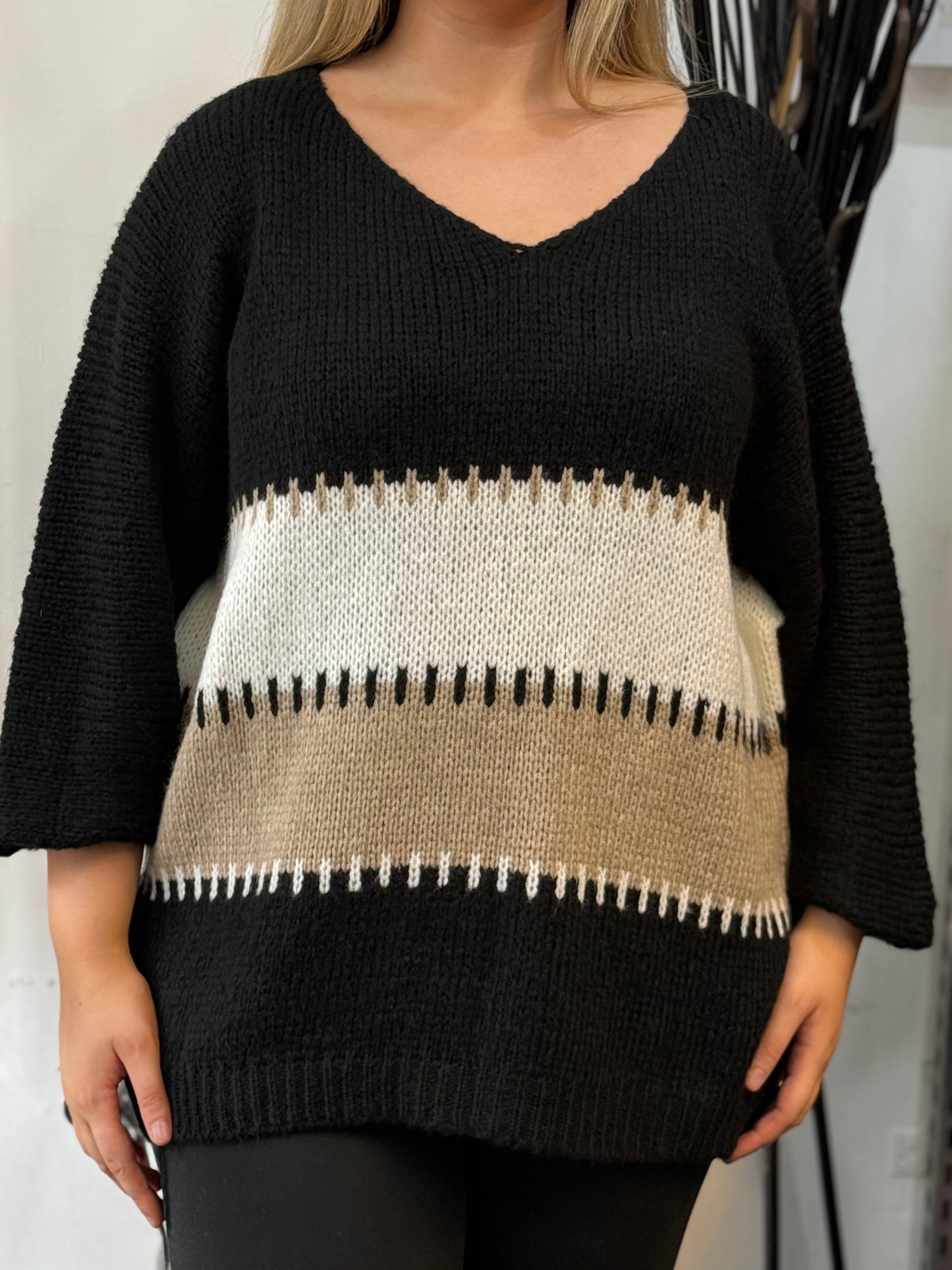 KAE -BLANKET STITCH STRIPE V JUMPER