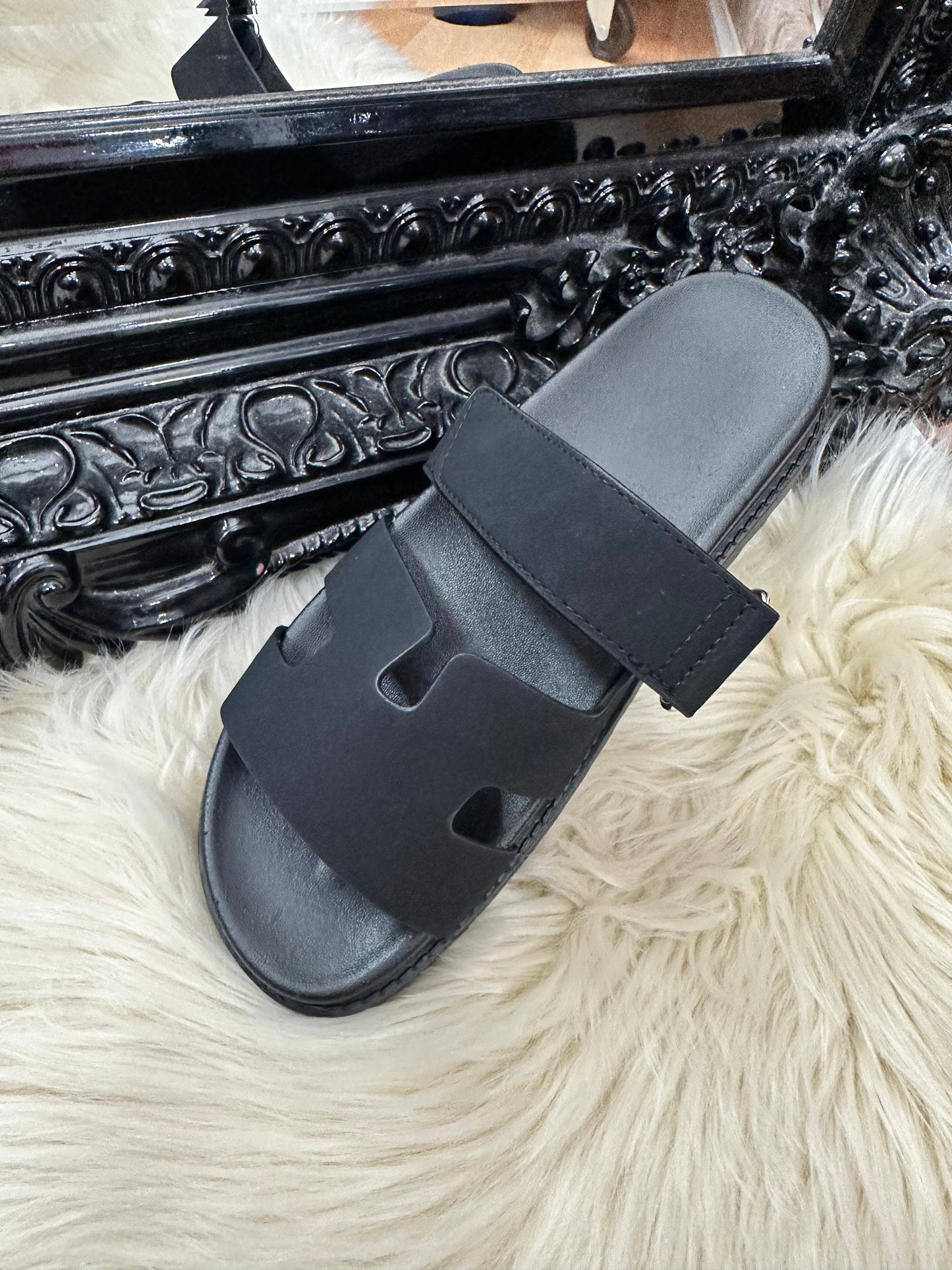 INSPIRED H BED SLIDER-BLACK- Wide Fit #SALE10