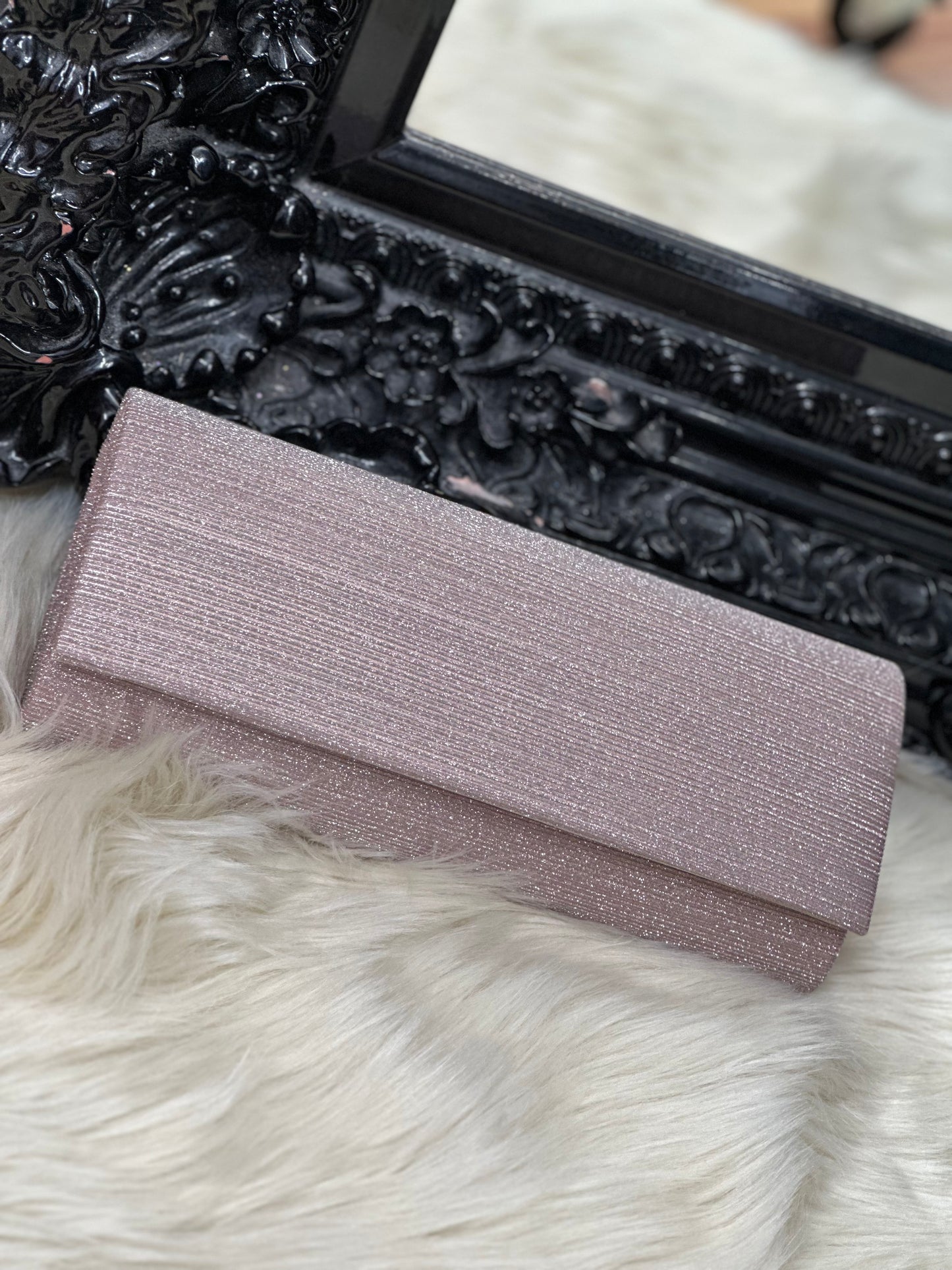 MASCARA CLUTCH-ALL COLOURS