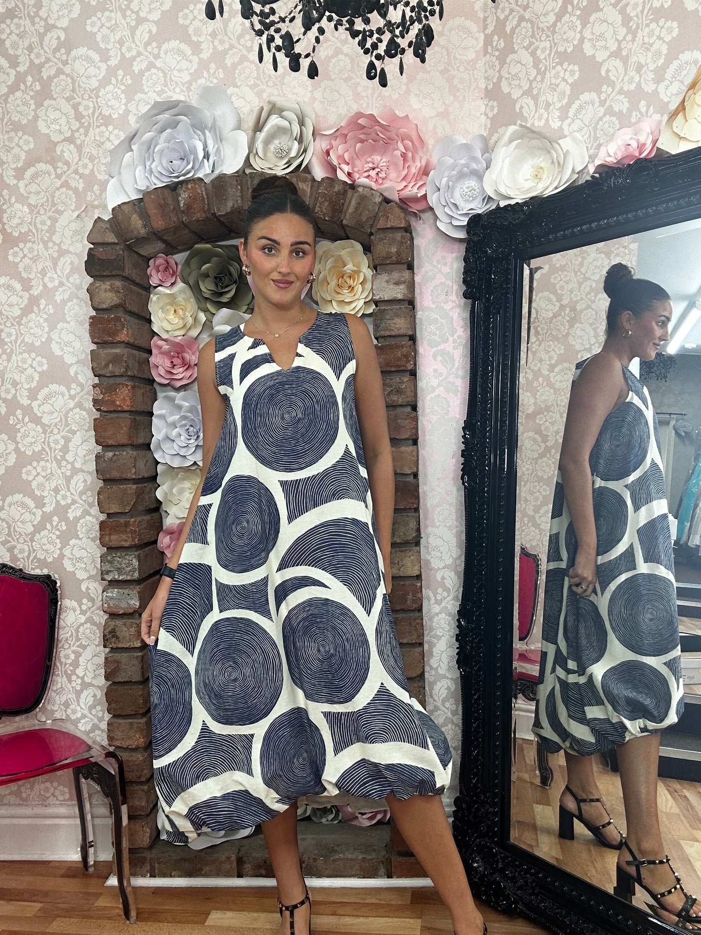 S/L CIRCLES DRESS -END OF LINE