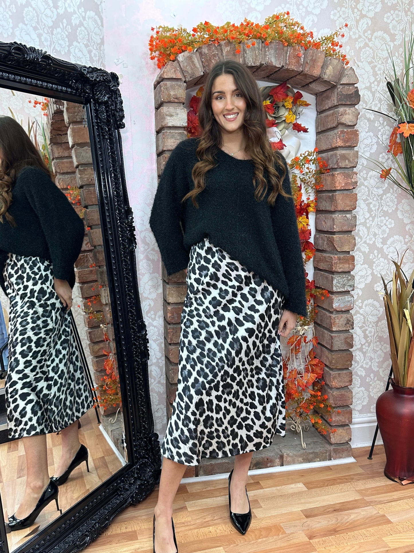 FREYA SLIP SATIN SKIRT- ANIMAL PRINT