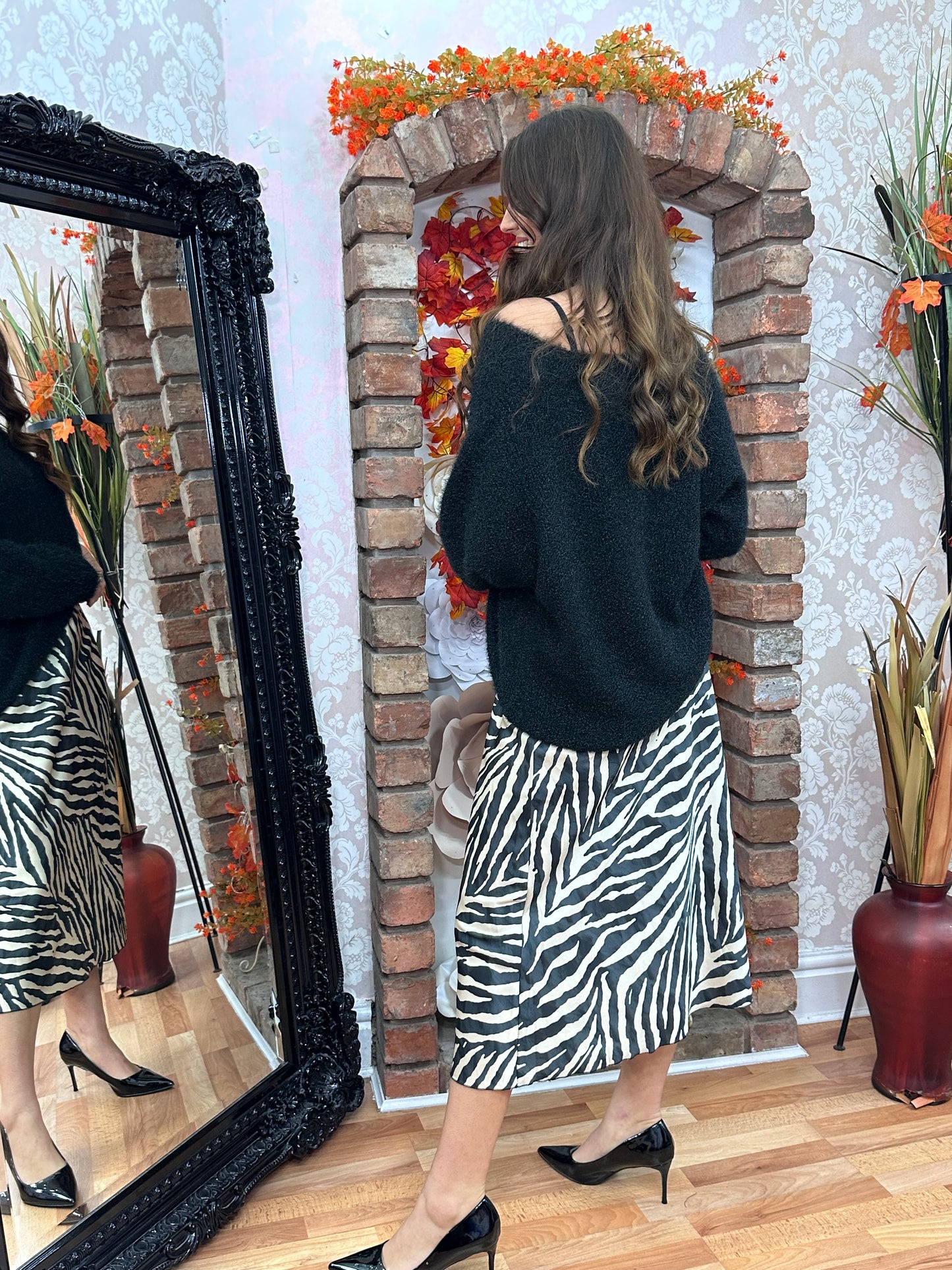 FREYA SLIP SATIN SKIRT- ANIMAL PRINT