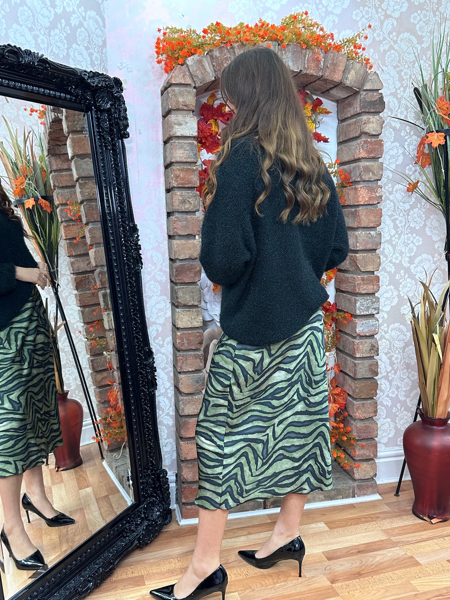 FREYA SLIP SATIN SKIRT- ANIMAL PRINT