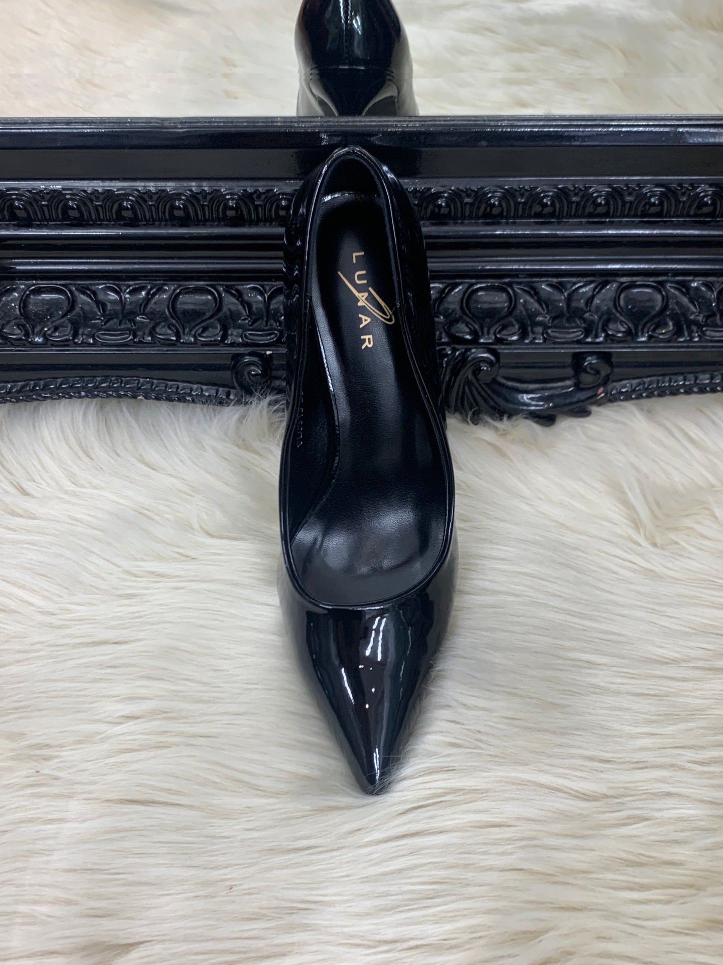 FELICITY LUNAR PATENT COURT -BLACK
