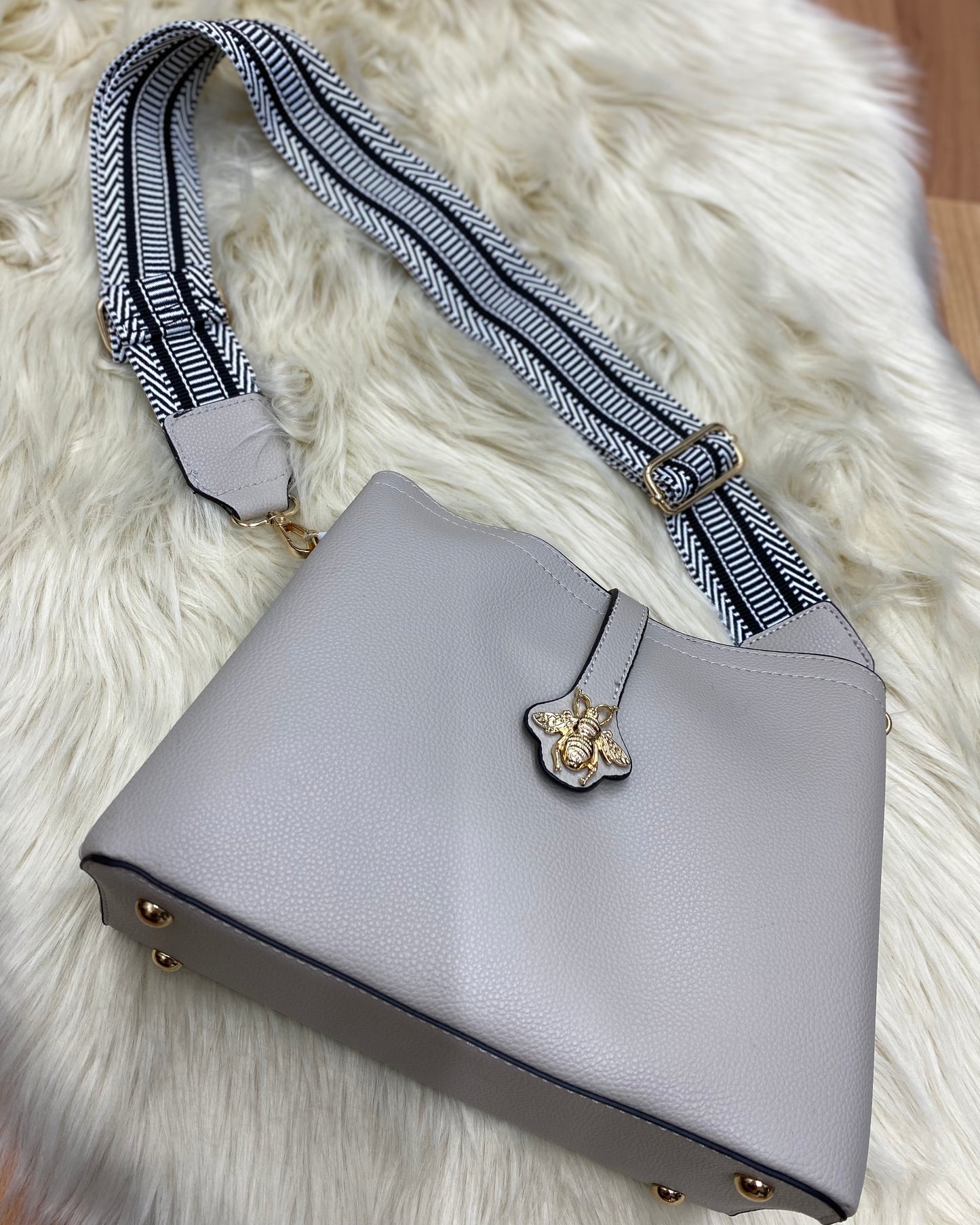 BEE Crossbody Bag - Mushroom-