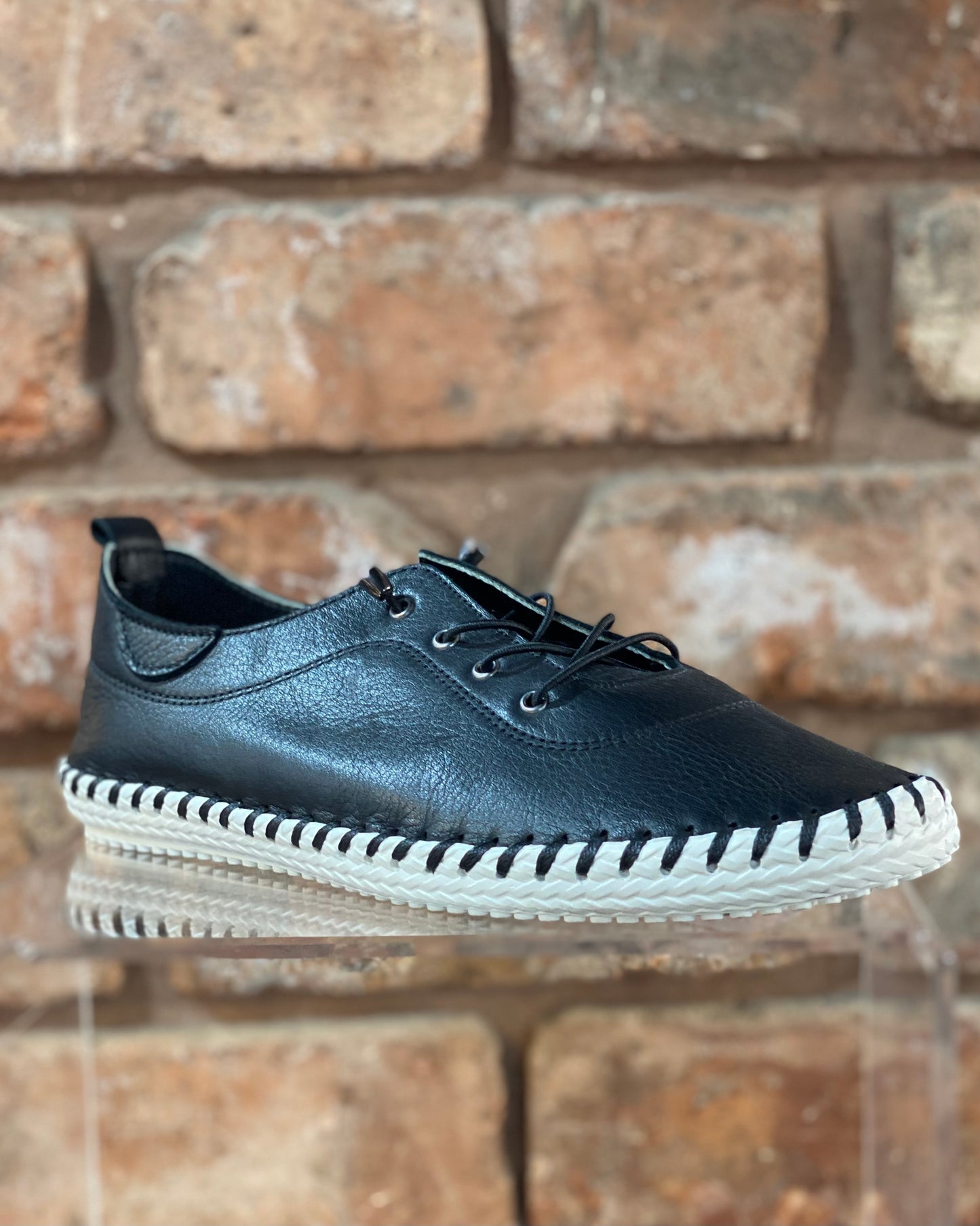 Lunar- St Ives- Black - #SALE