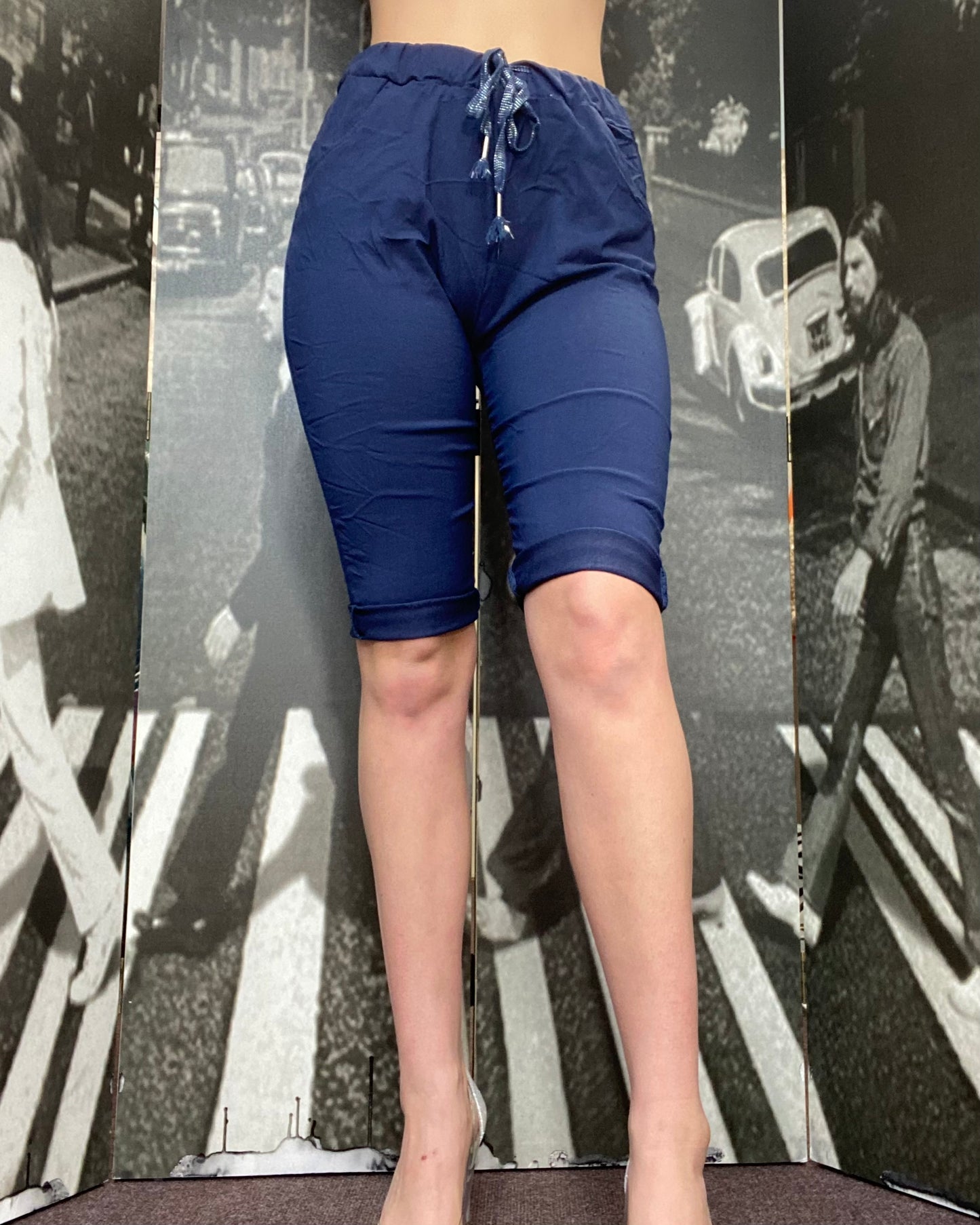 SELENA- Magic Shorts- NAVY