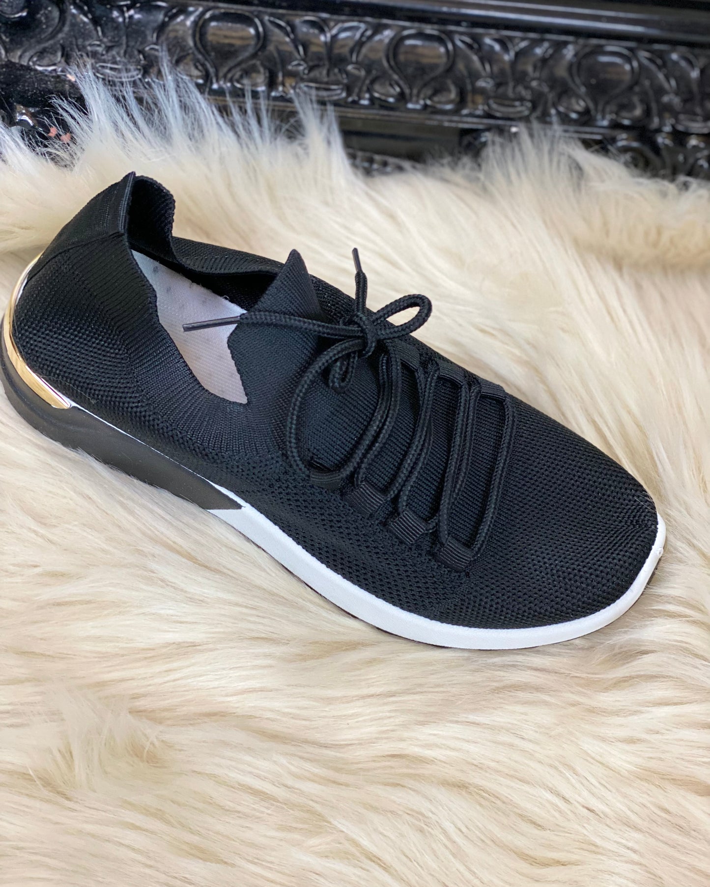 RIO PULL ON LACE PUMP- BLACK