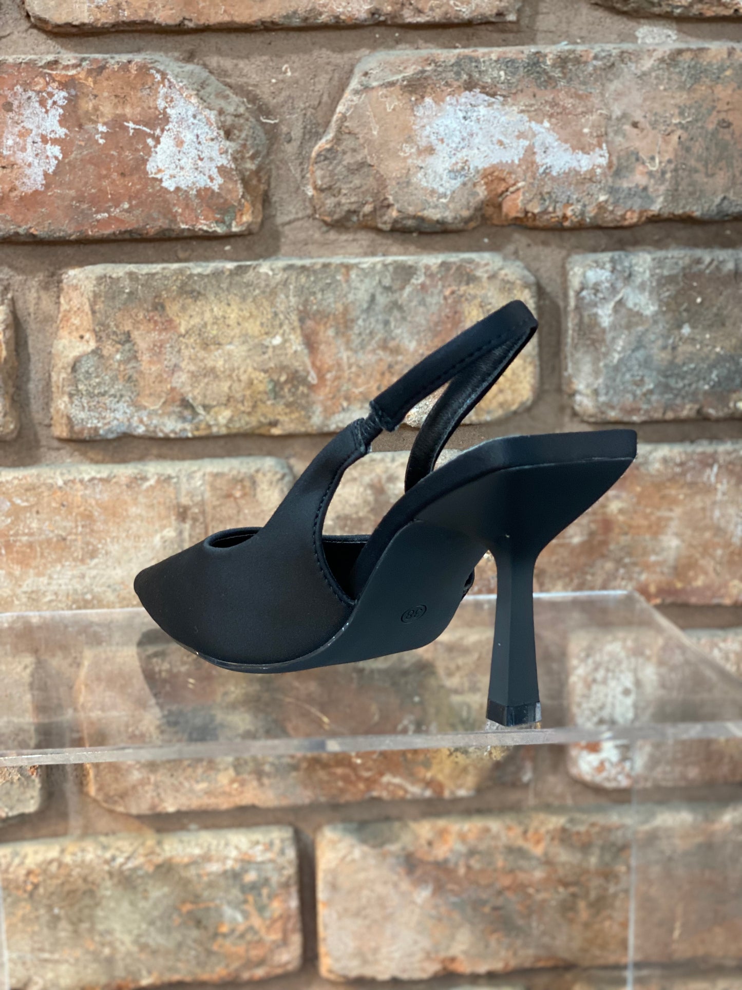 VIENNA SLING BACK- BLACK