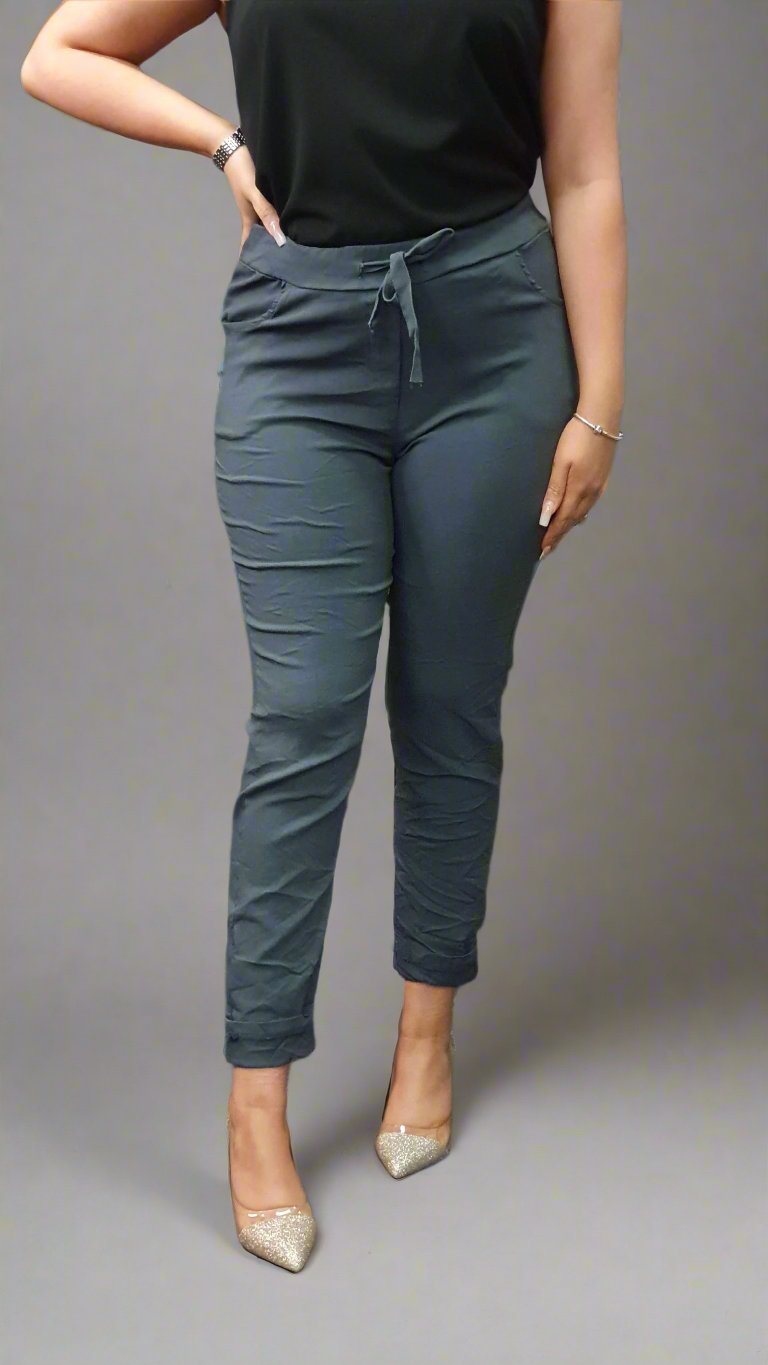 CASSIE Magic Trouser - MWBasics Curve - Dark Grey