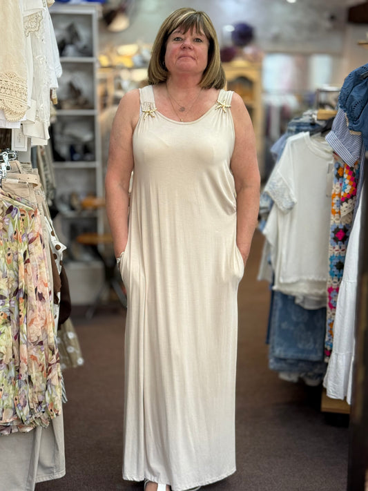 FIFI- STAR DETAIL PINTUCK DRESS #SunshineSALE