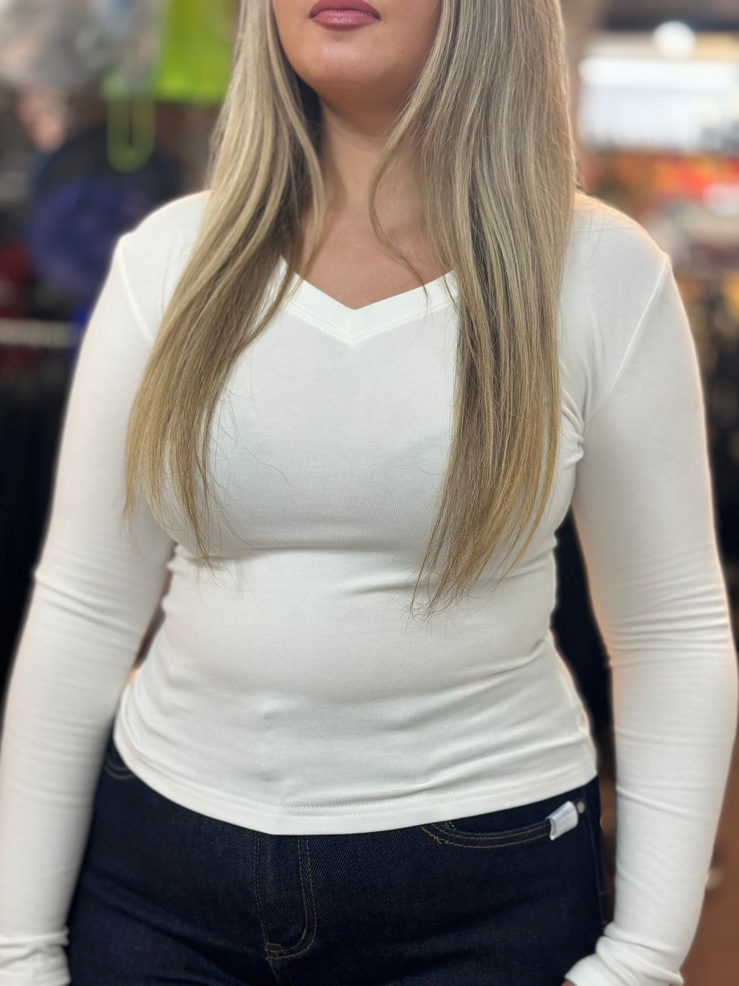 MWBASIC ALIE VNECK LONG SLEEVED TOP