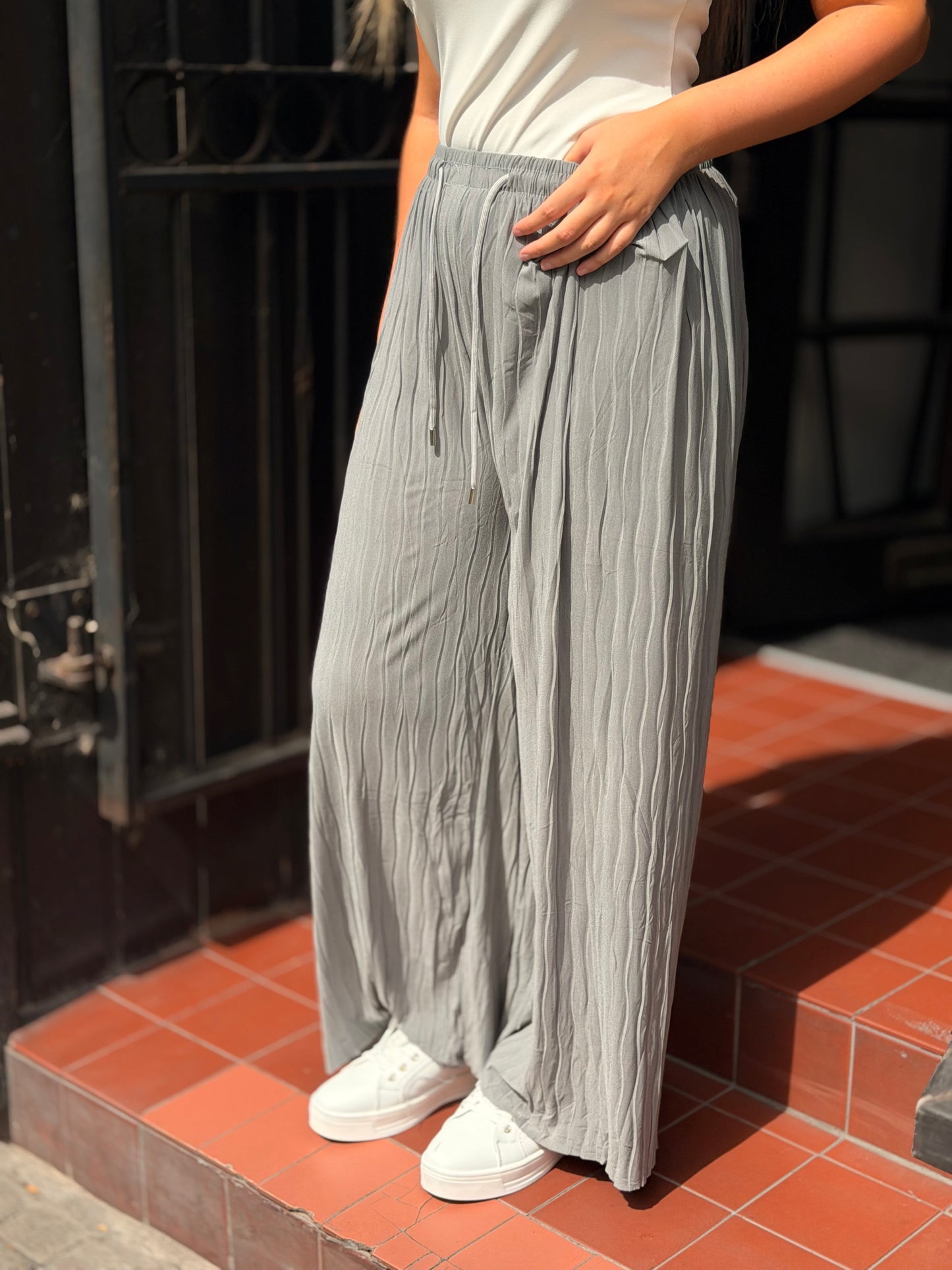 HAVANA- CRINKLE WAVE TROUSER