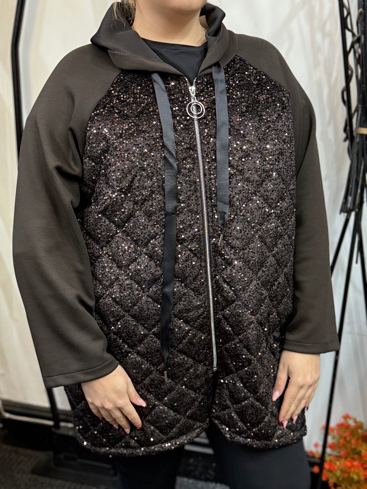 EMMIE-QUILTED PLUSH SEQUIN HOODY JKT-