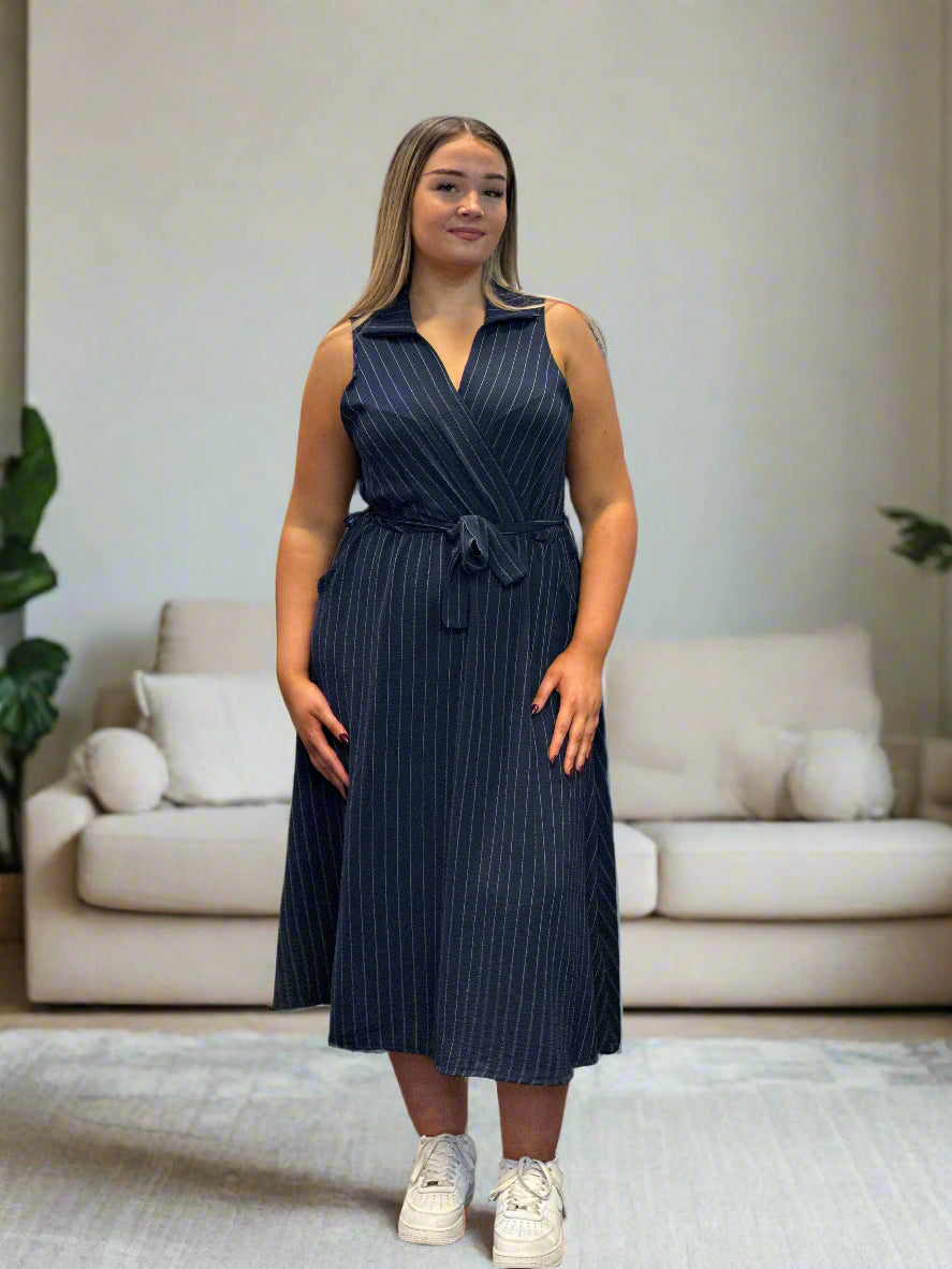 ST IVES- TONI PINSTRIPE COLLAR DRESS
