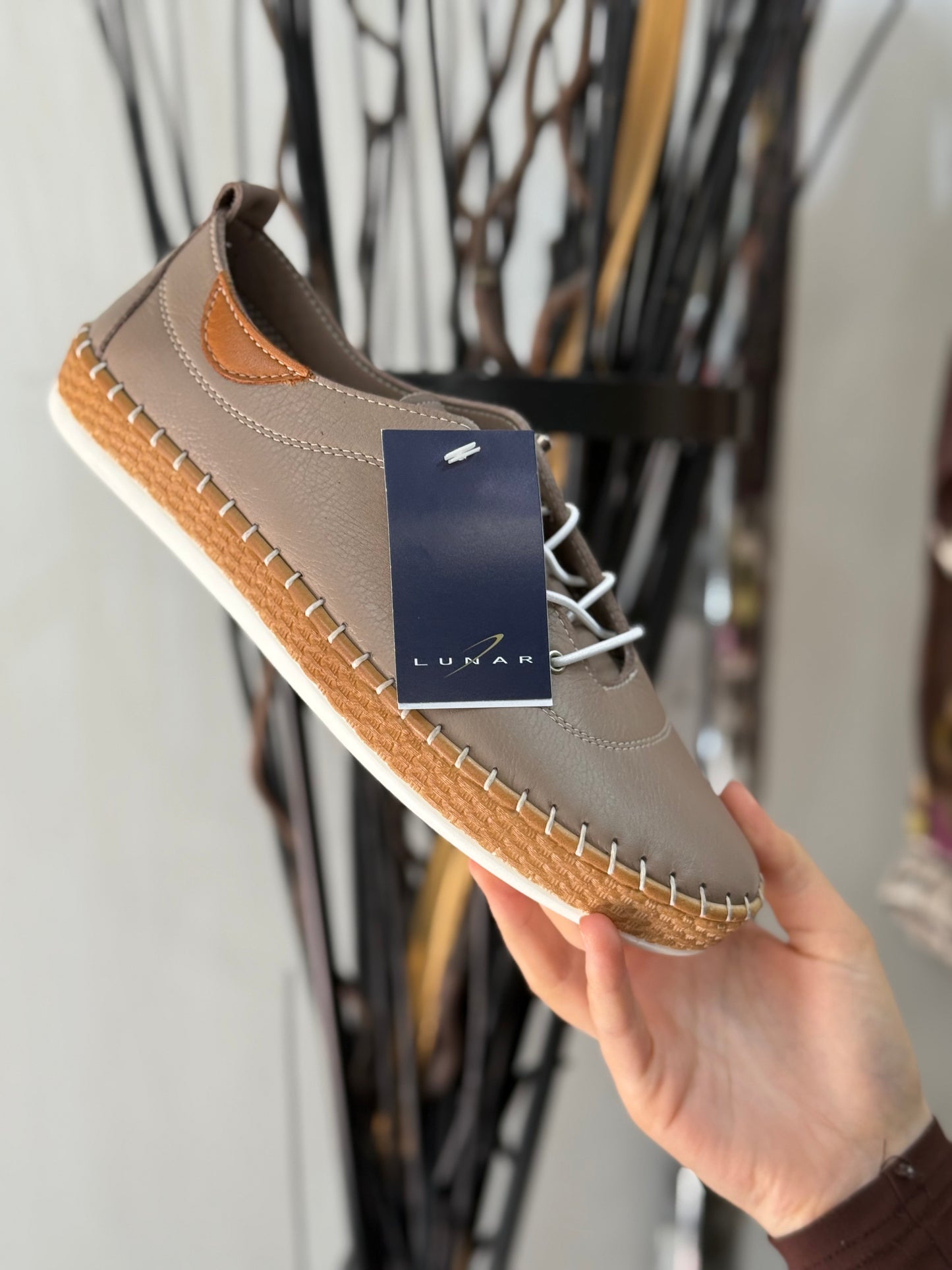 LUNAR- EVIE LEATHER SLIP ON PUMP-