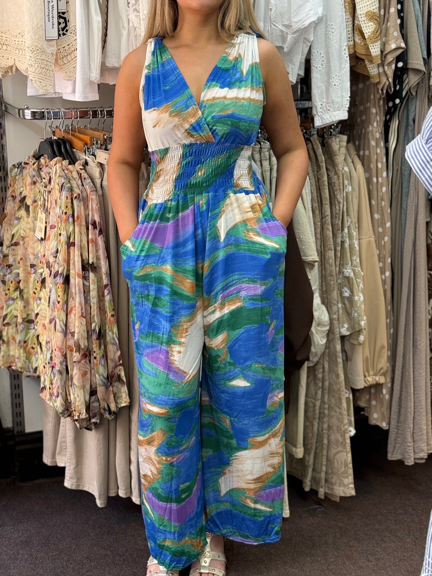 MYLA- S/SLV V/NECK JUMPSUIT