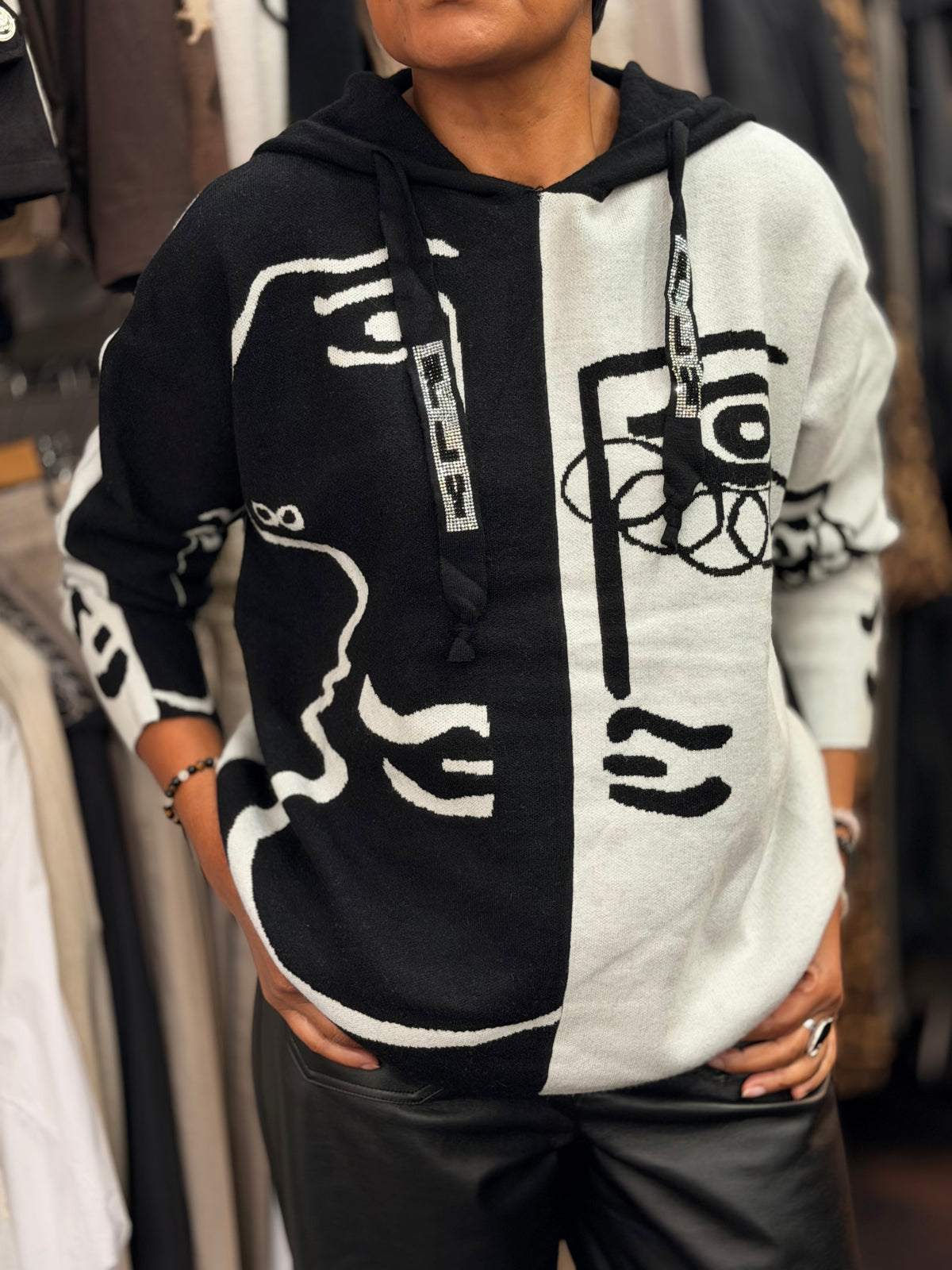 ISLA- *FACES PREMIUM KNIT HOODY JUMPER