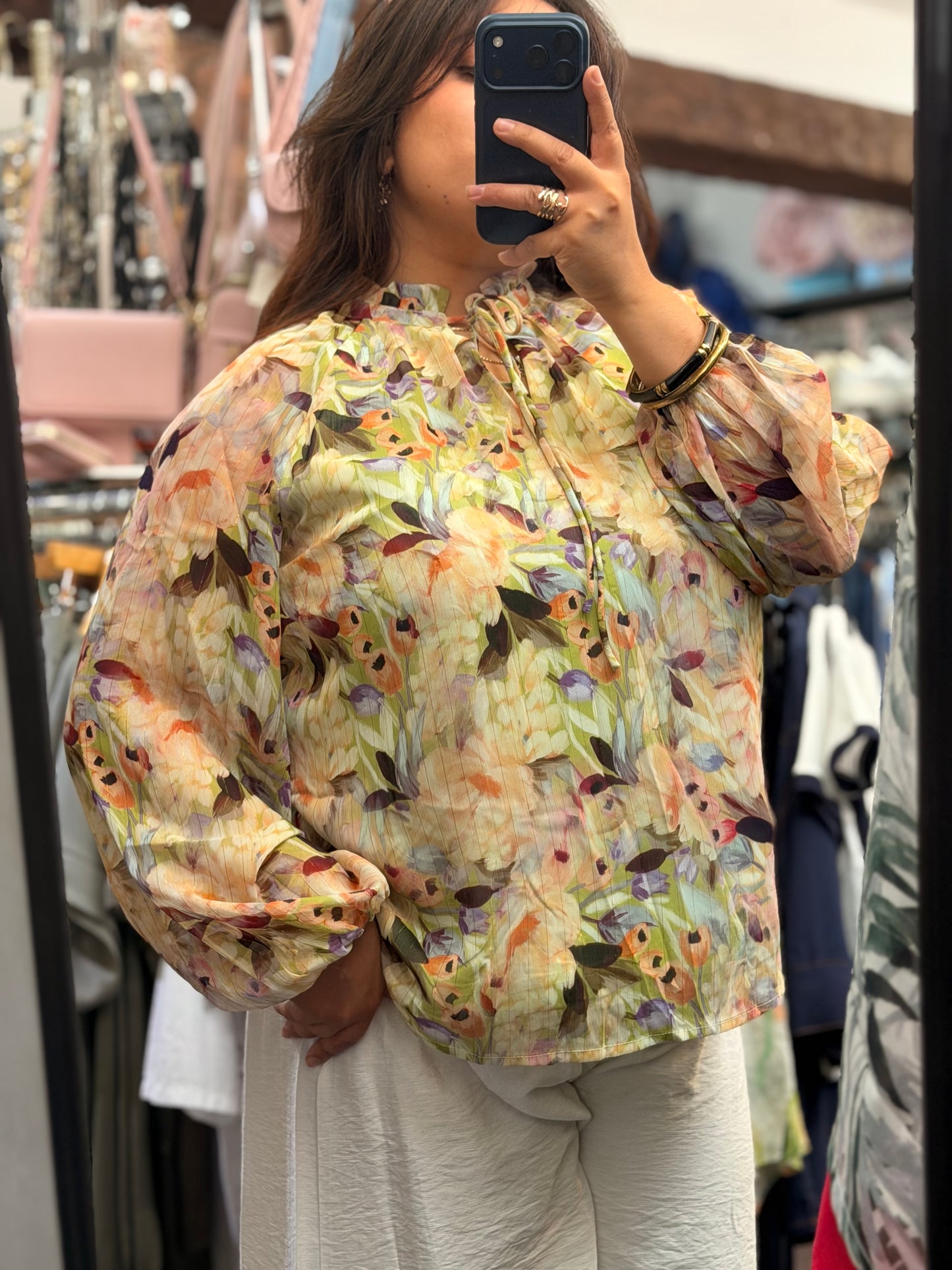 ELENA- LOREX CHIFFON FLOWER TOP