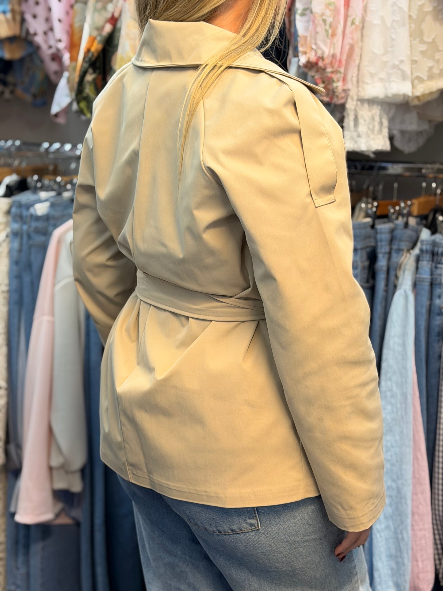 ISLA- MAC JKT