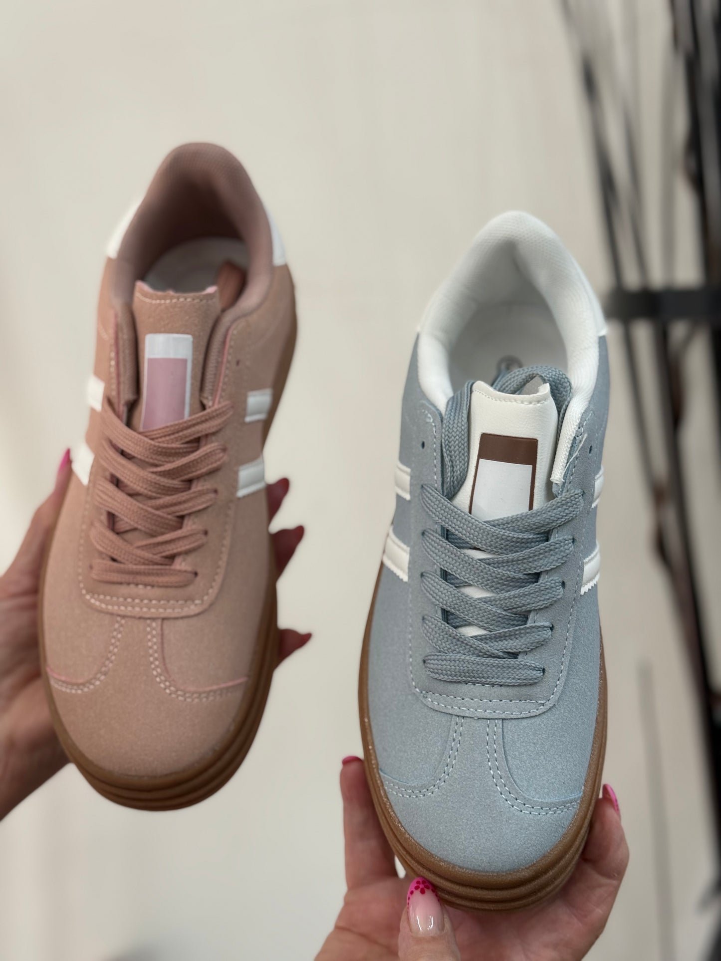 NAOMI- GUM RETRO TRAINER- BLUSH & BLUE- FLASH AUTO £5 OFF@Checkout