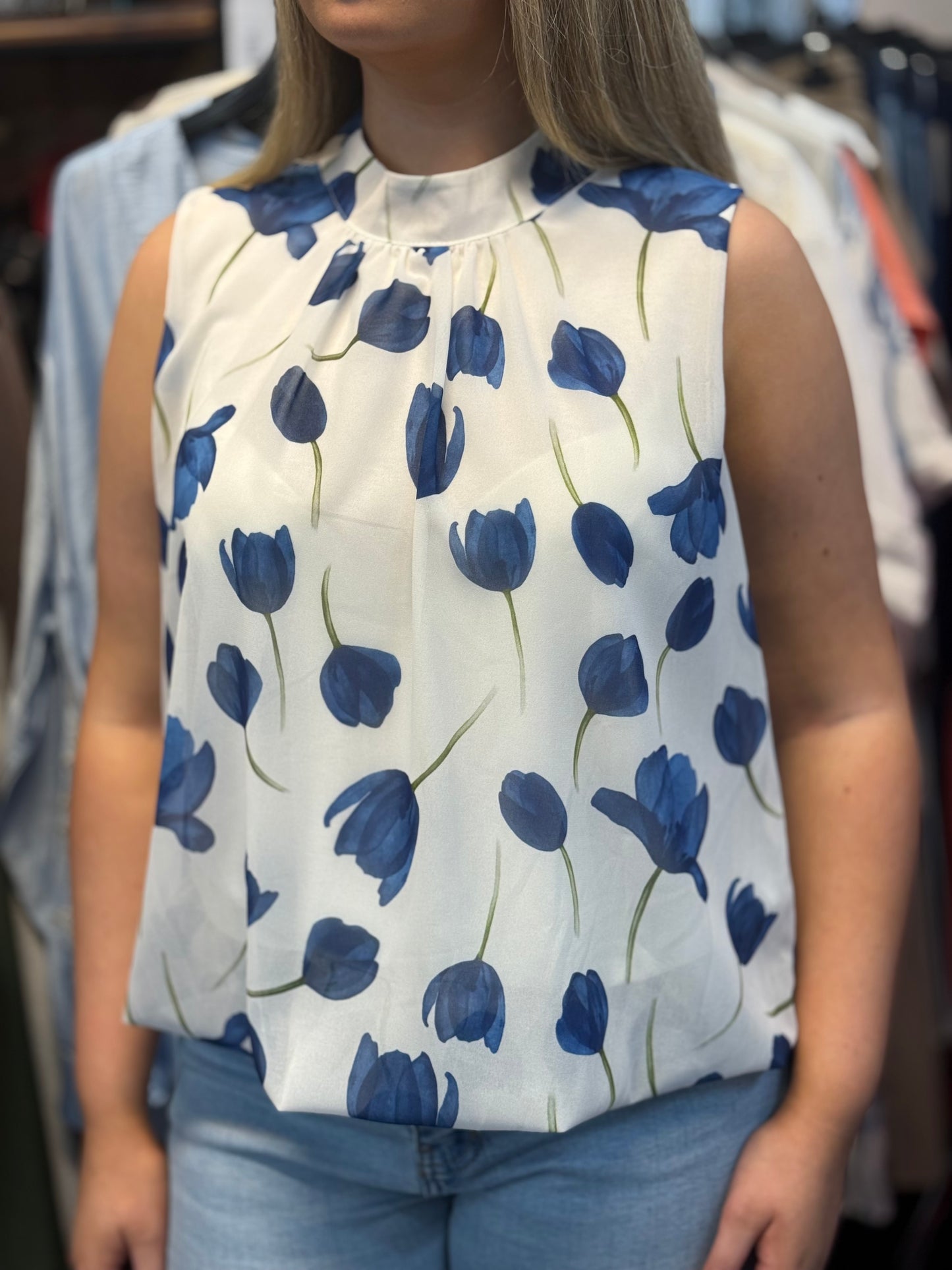 ISLA- S/LESS BUBBLE TOP
