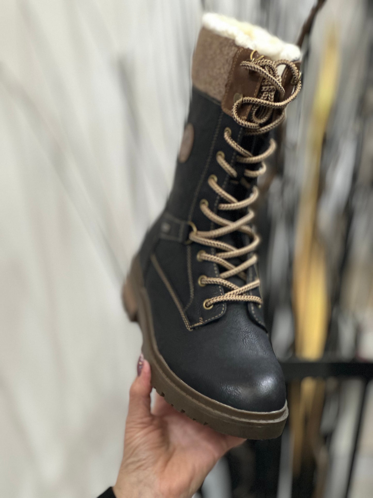 LUNAR CAMBRIDGE LACED WATERPROOF BOOT -