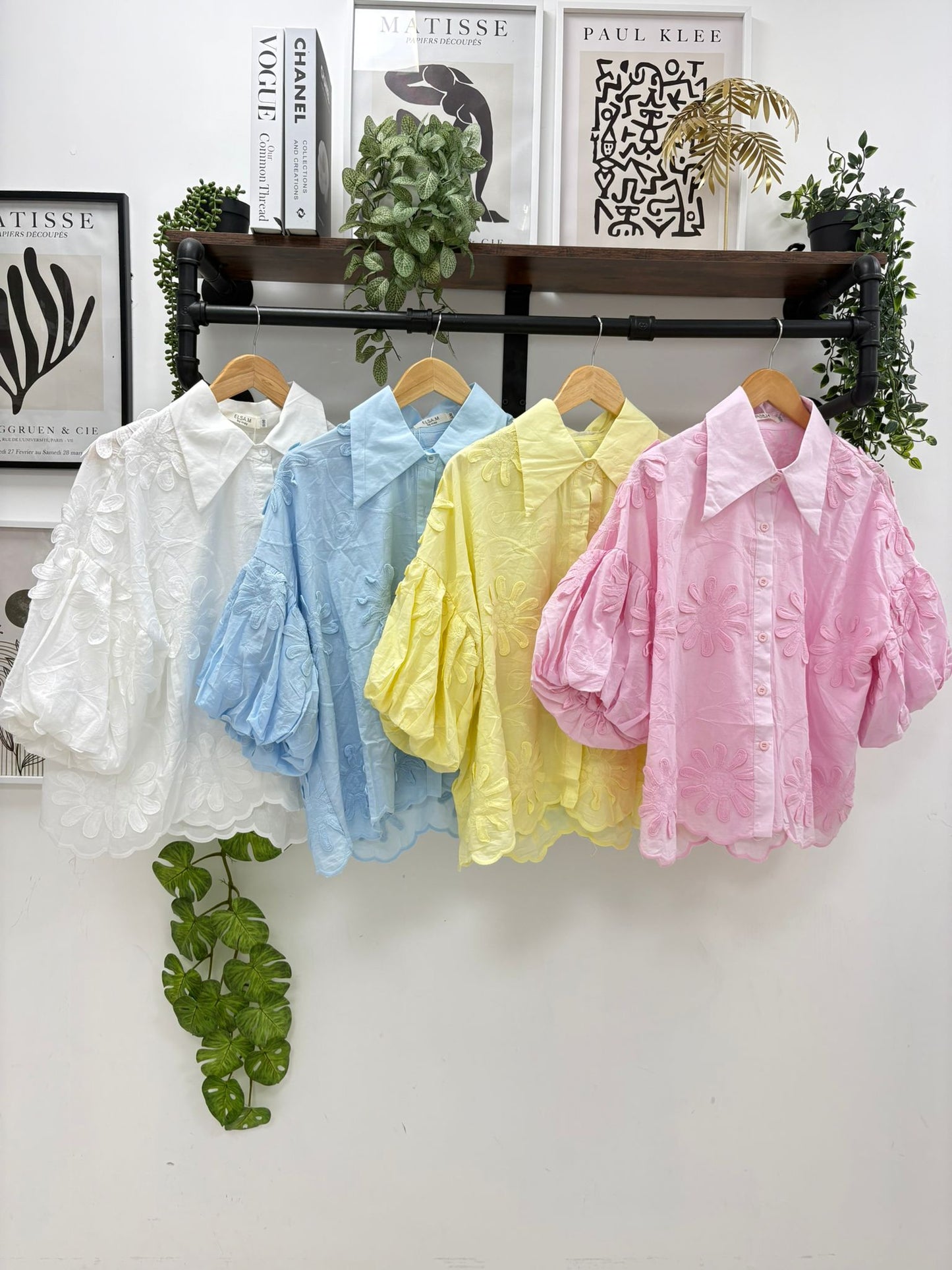 NIA-APPLIQUE PUFF SLV SHIRT TOP