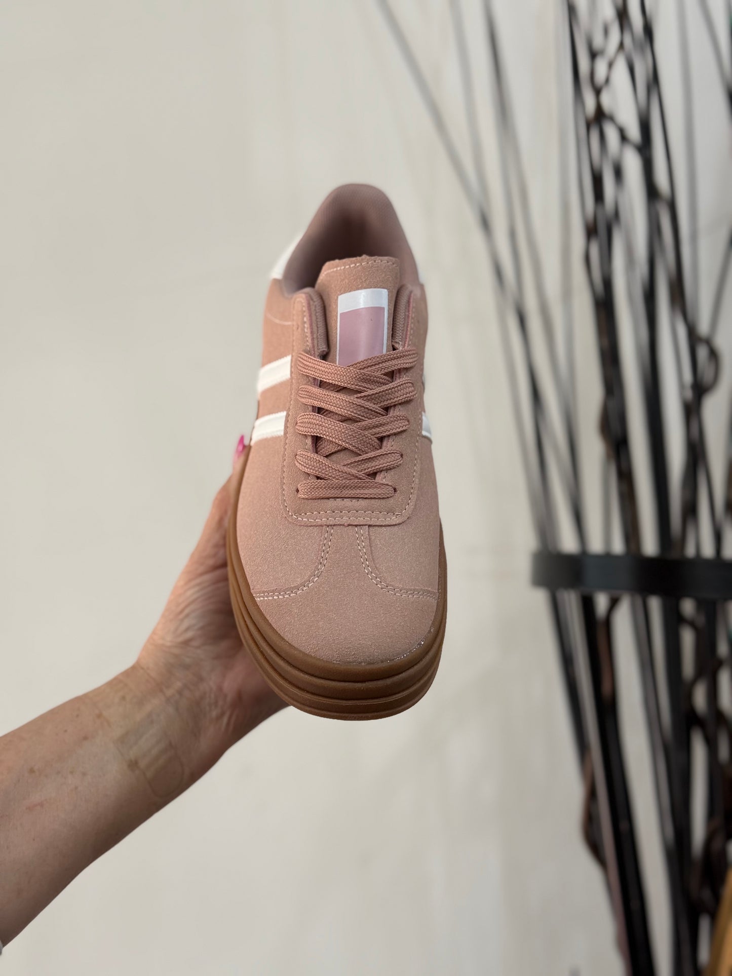 NAOMI- GUM RETRO TRAINER- BLUSH & BLUE- FLASH AUTO £5 OFF@Checkout