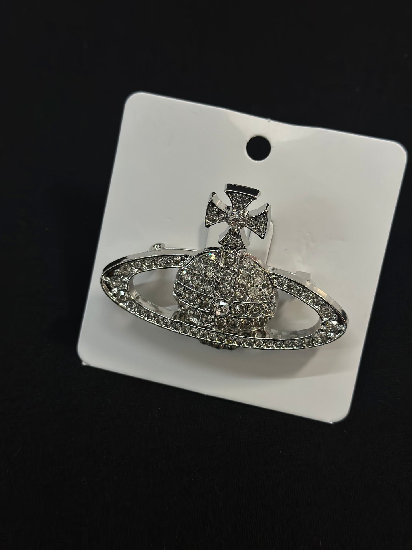 D- INSPIRED BROACH