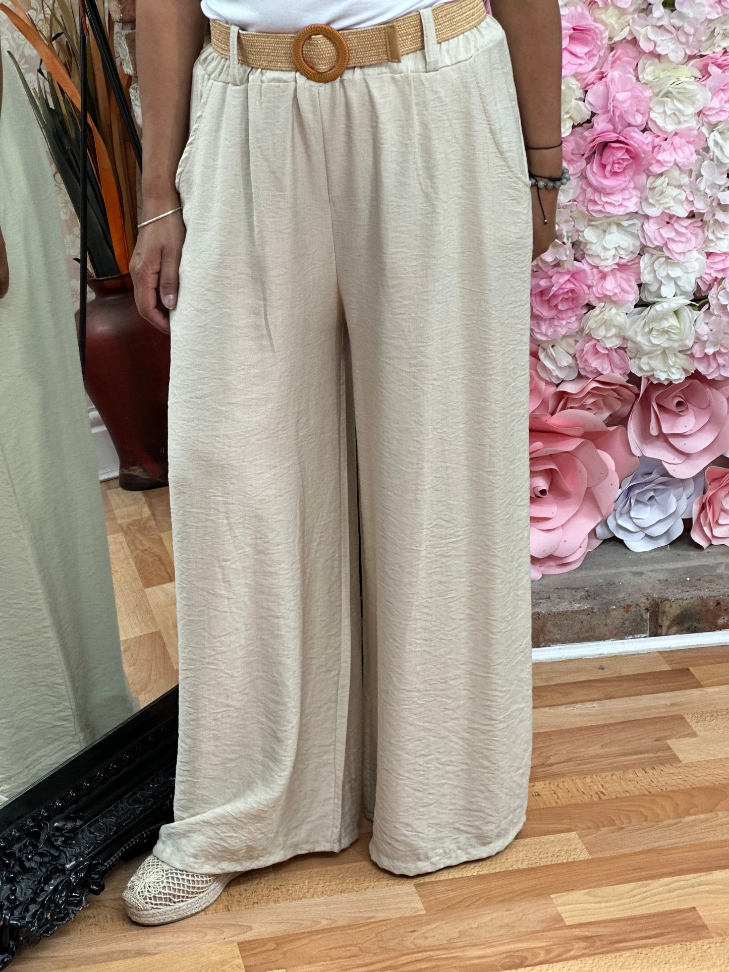 BELTED WIDE LEG TROUSER