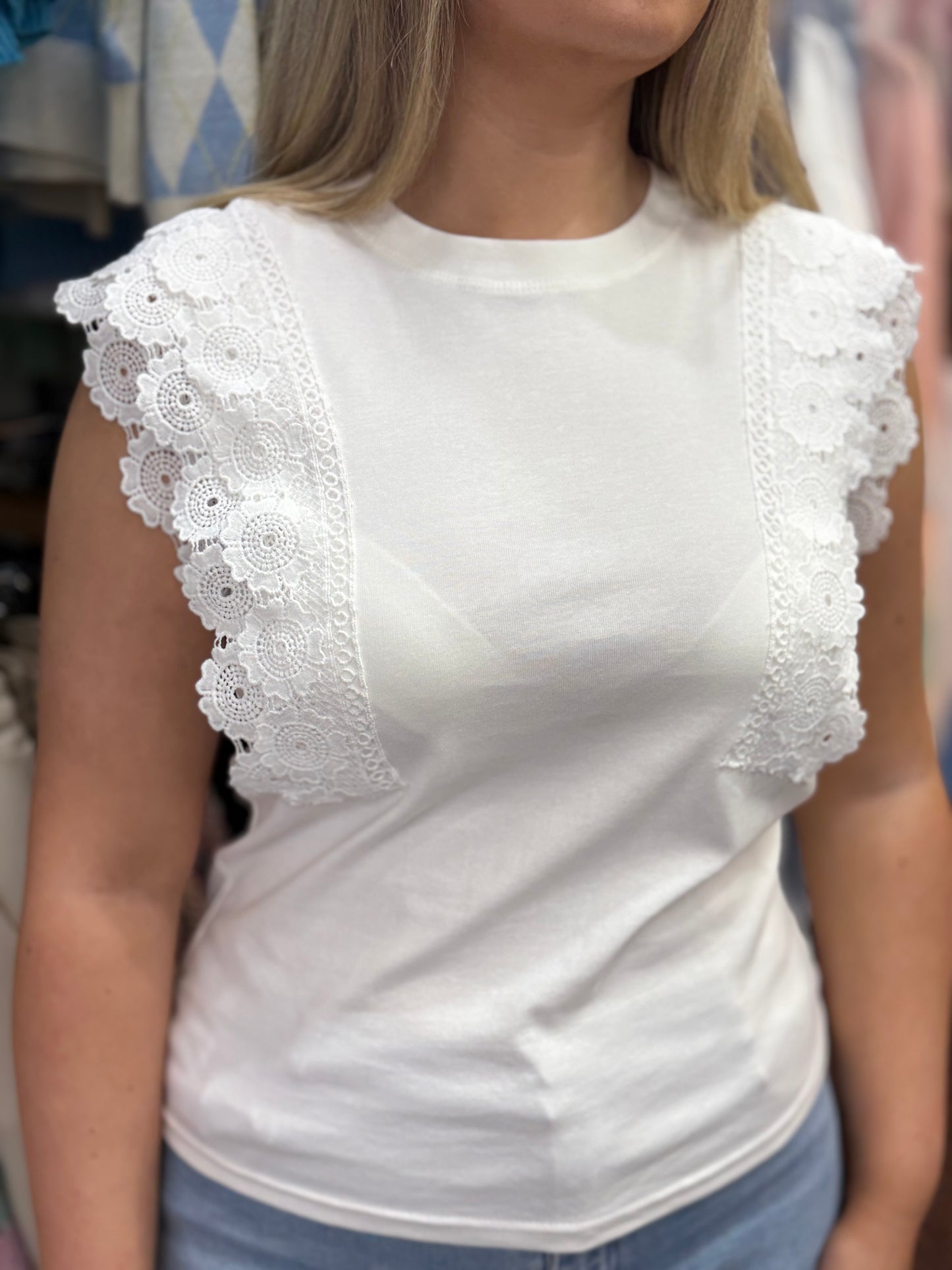 CHARLOTTE- CROCHET LACE DETAIL TEE