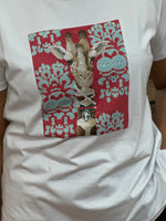 Load image into Gallery viewer, GIRAFFE  APPLIQUE TEE -
