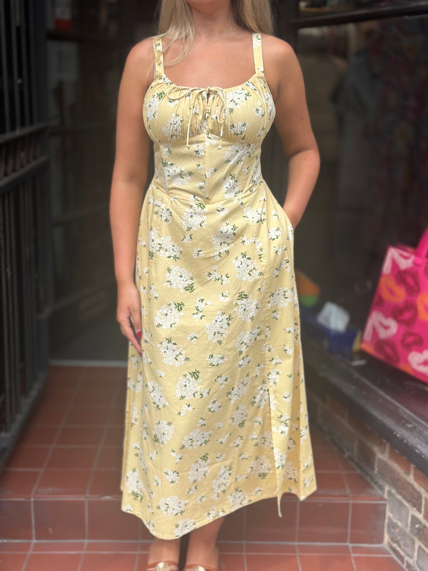 LINSEY- LEMON BODEST PRINTED DRESS
