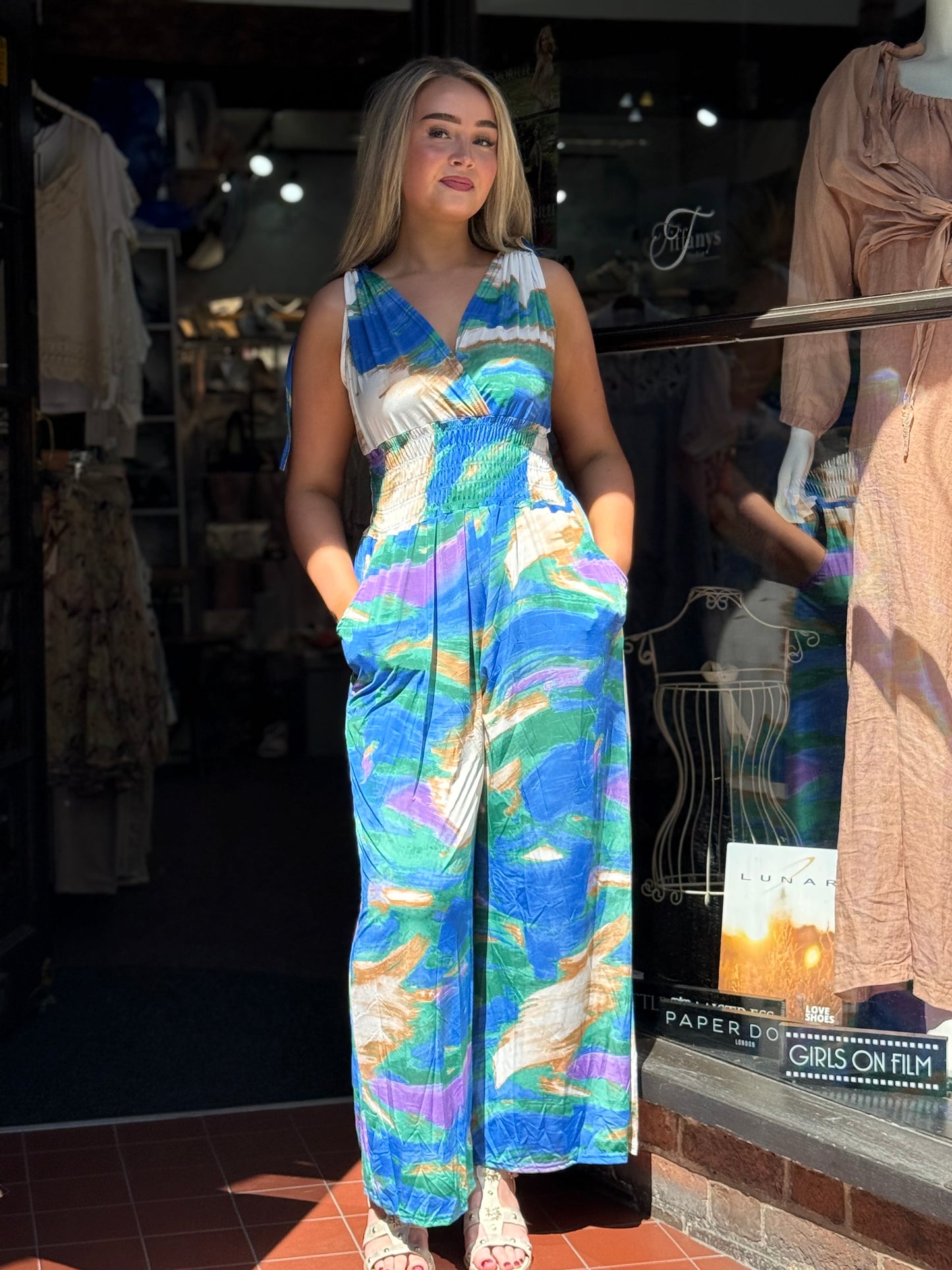 MYLA- S/SLV V/NECK JUMPSUIT