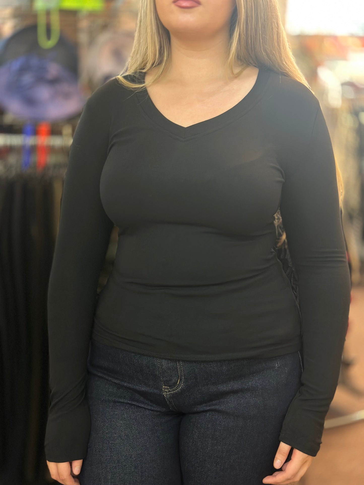 MWBASIC ALIE VNECK LONG SLEEVED TOP