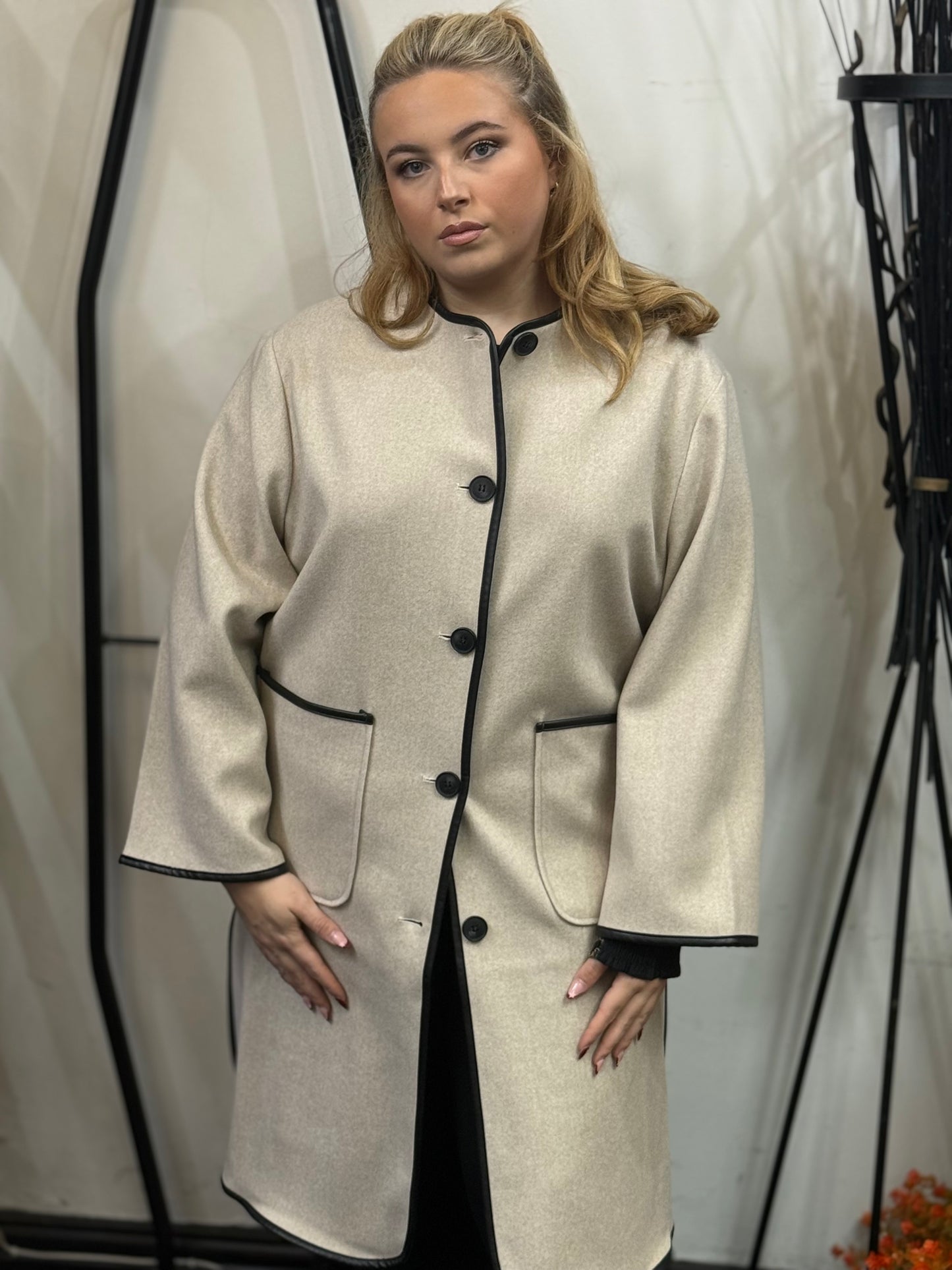 FRANSA- ELIZABETH PU TRIM MELTON LOOK -