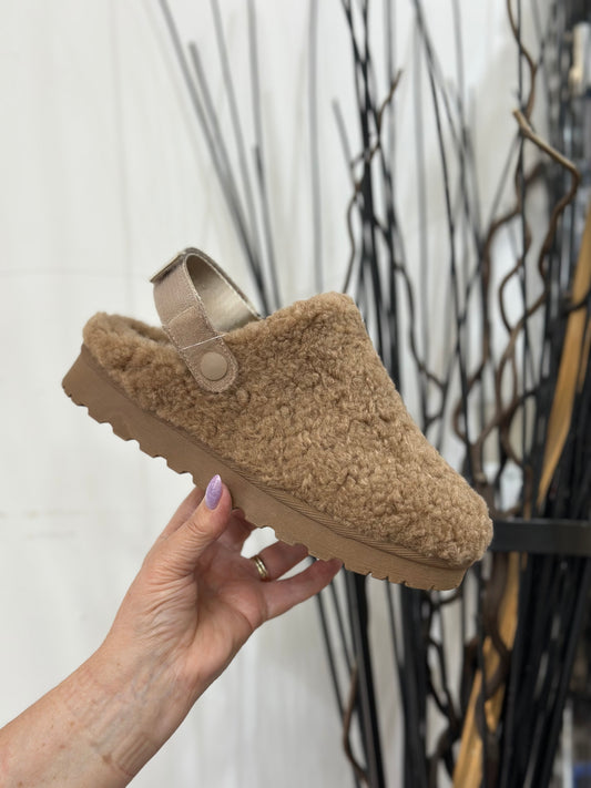 LUNAR-NAPELS ADJUSTY STRAP TEDDY SLIPPER-MINK