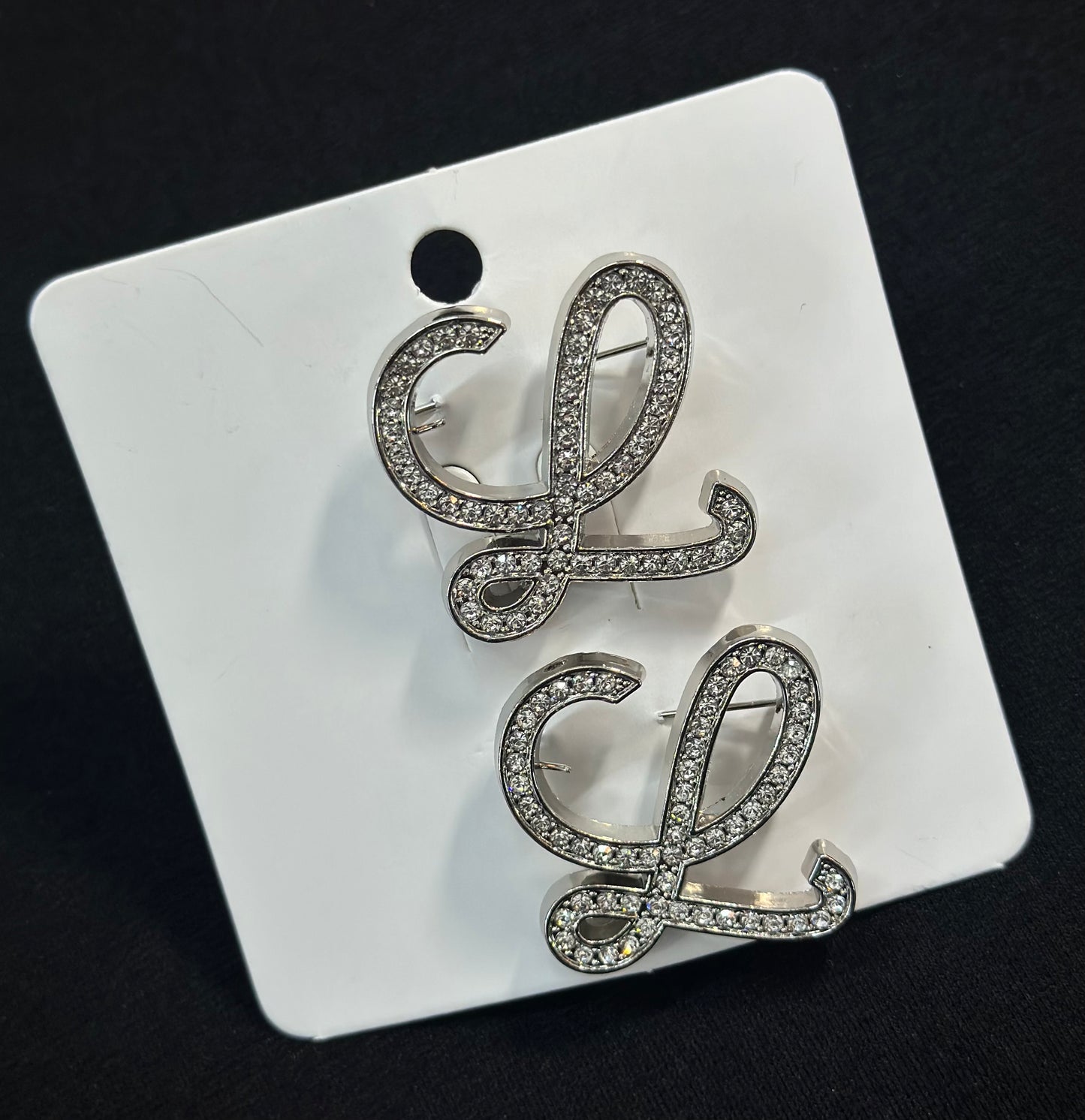 D- INSPIRED BROACH