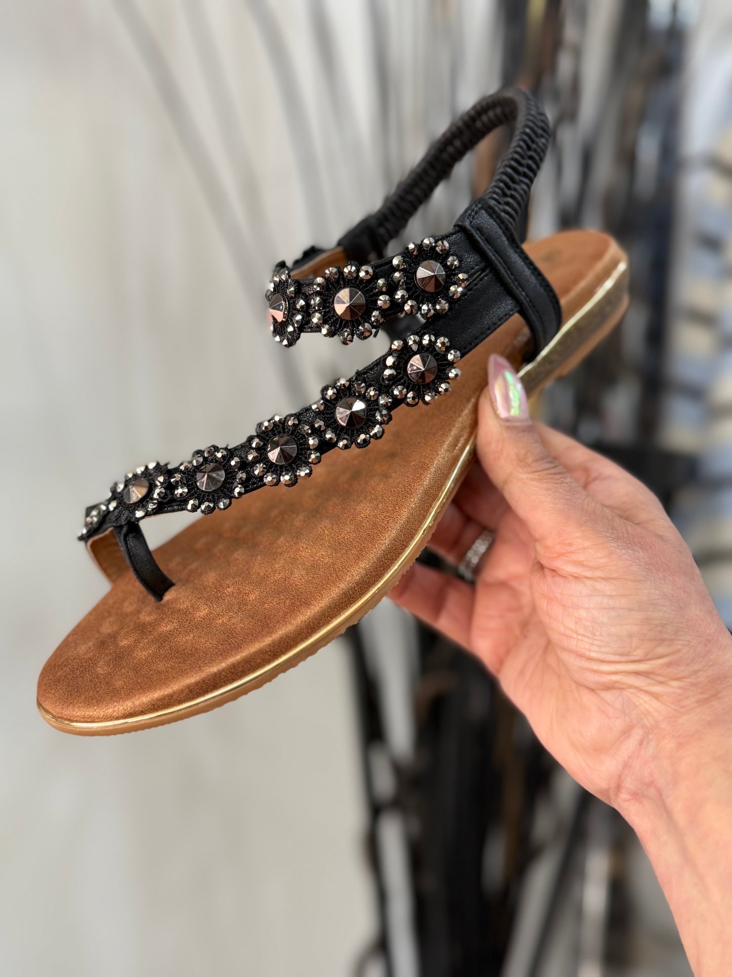 LUNAR- CHARLOTTE SANDAL-BLACK - AUTO15% off @checkout