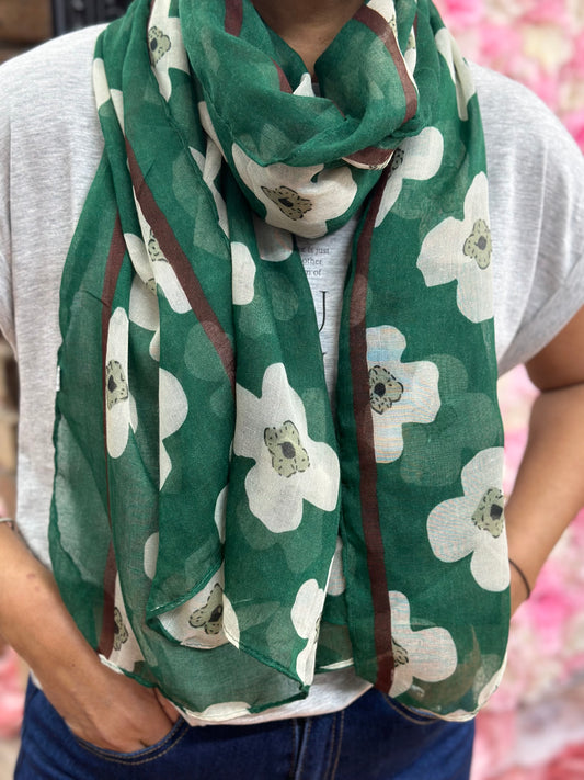 DAISY FLOWER SCARF-